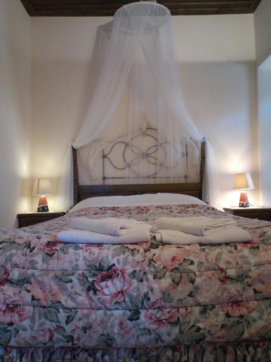 Deluxe Double Room with Balcony and Sea View photo 3