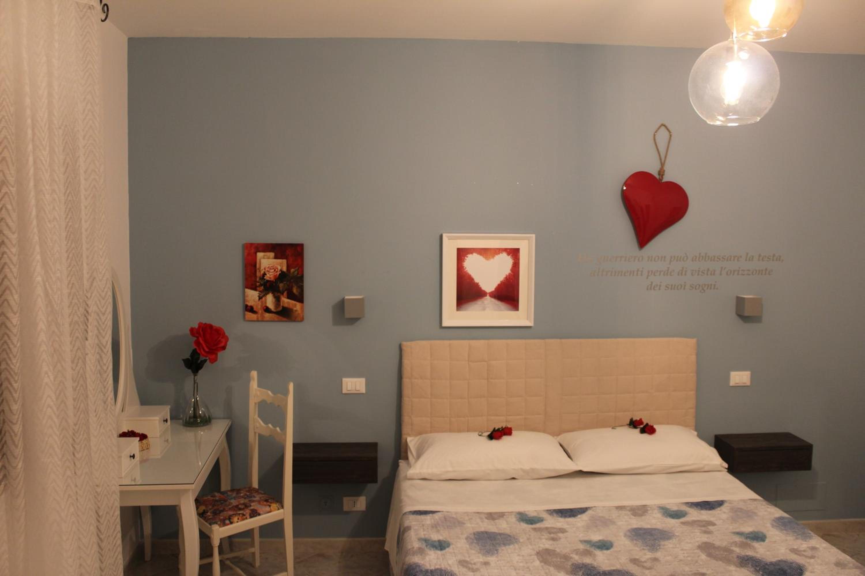 Double Room - Photo 3