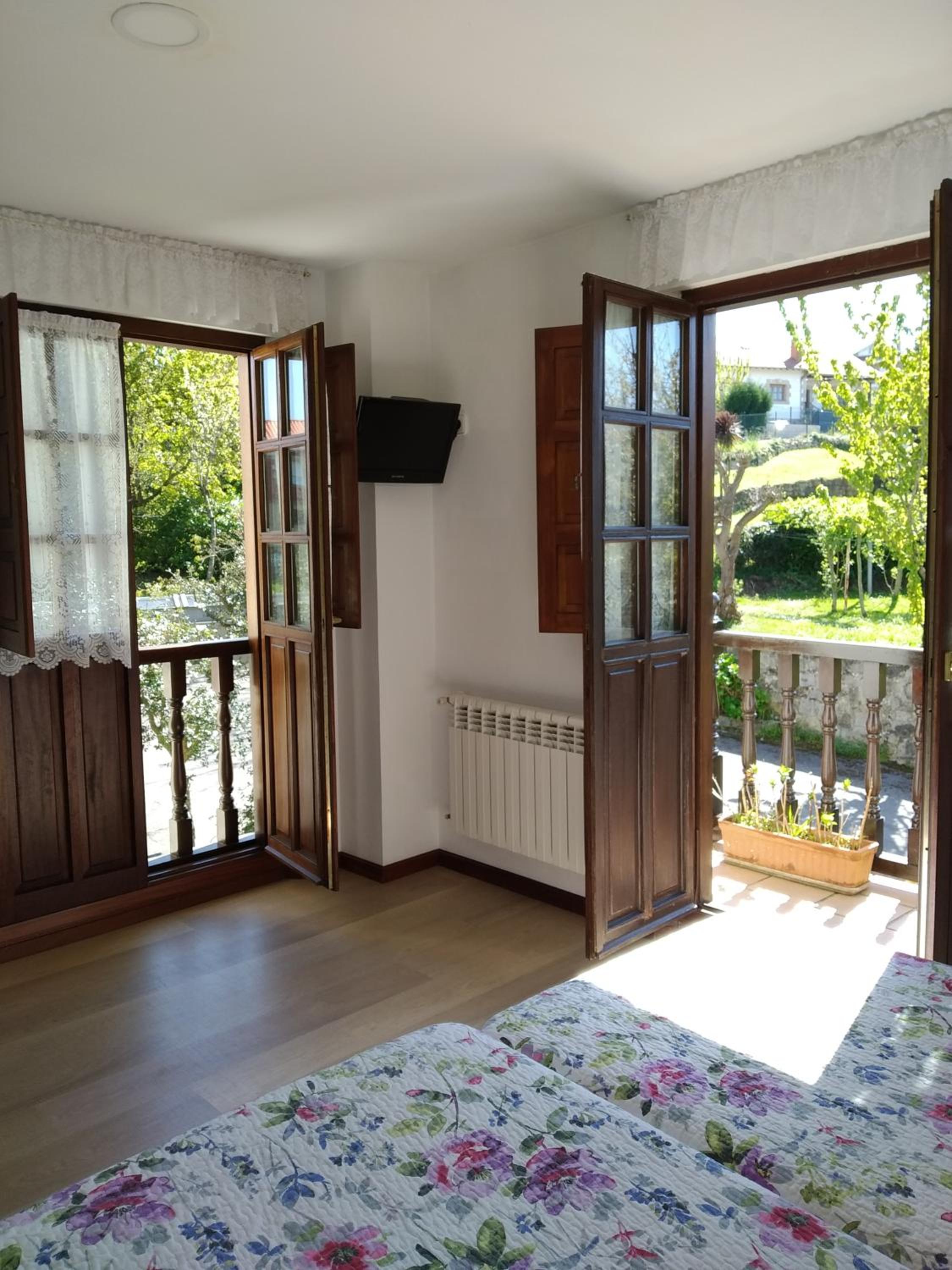 Double or Twin Room with Balcony photo 1