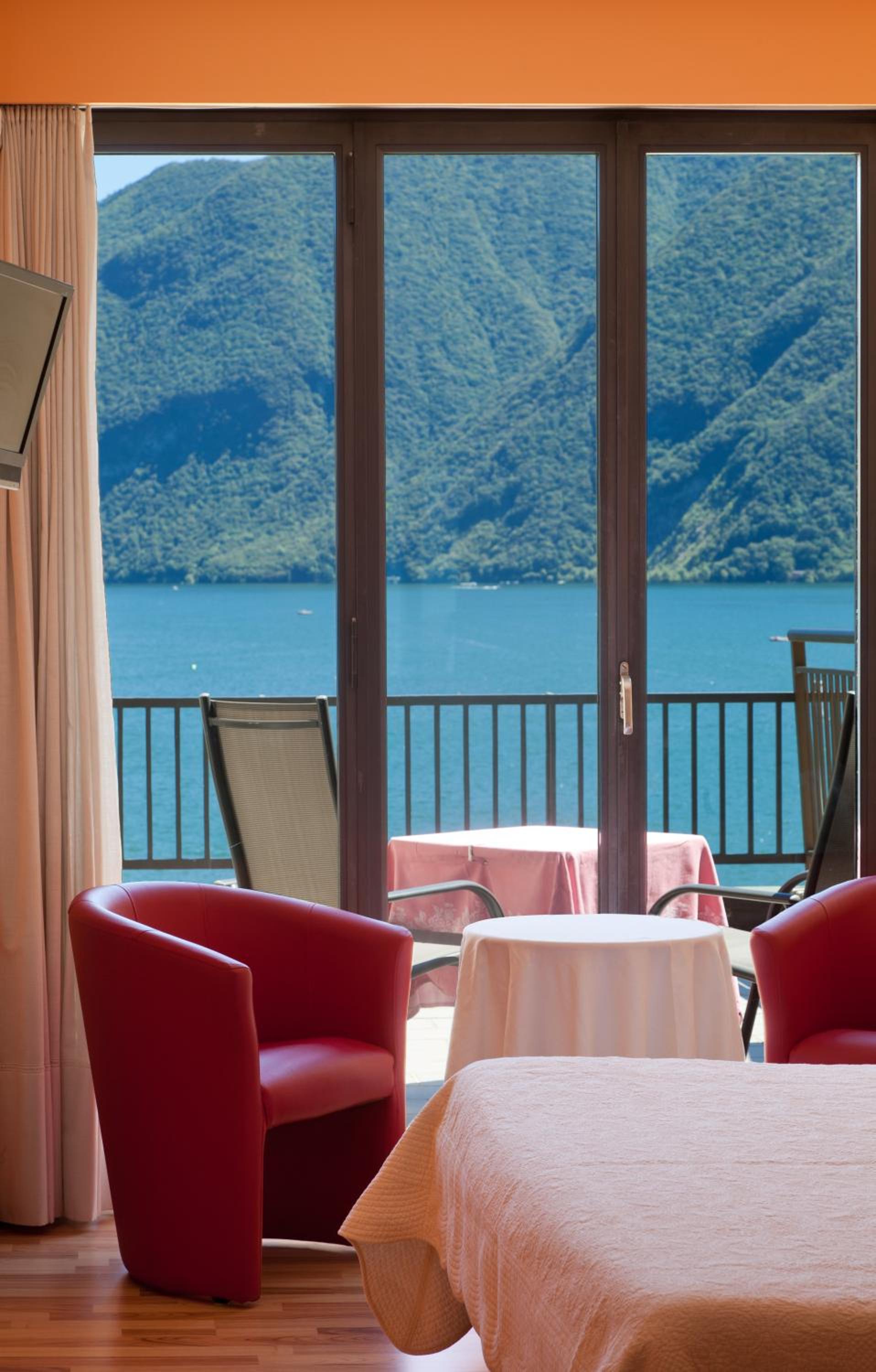 Superior Double Room with Terrace and Lake View - Photo 7