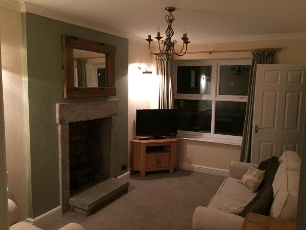 Two-Bedroom House photo 3