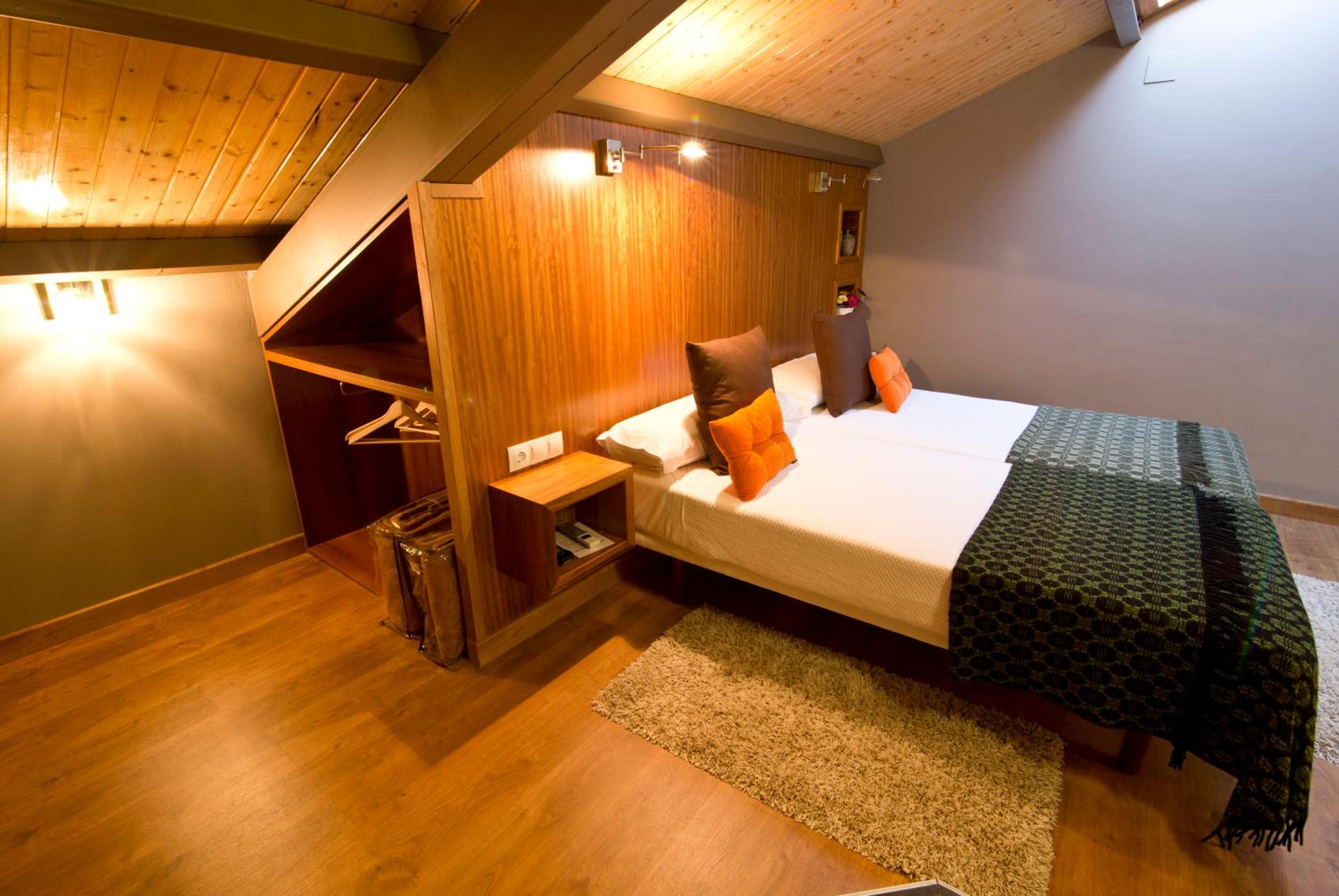 Double Room - Attic - Photo 3