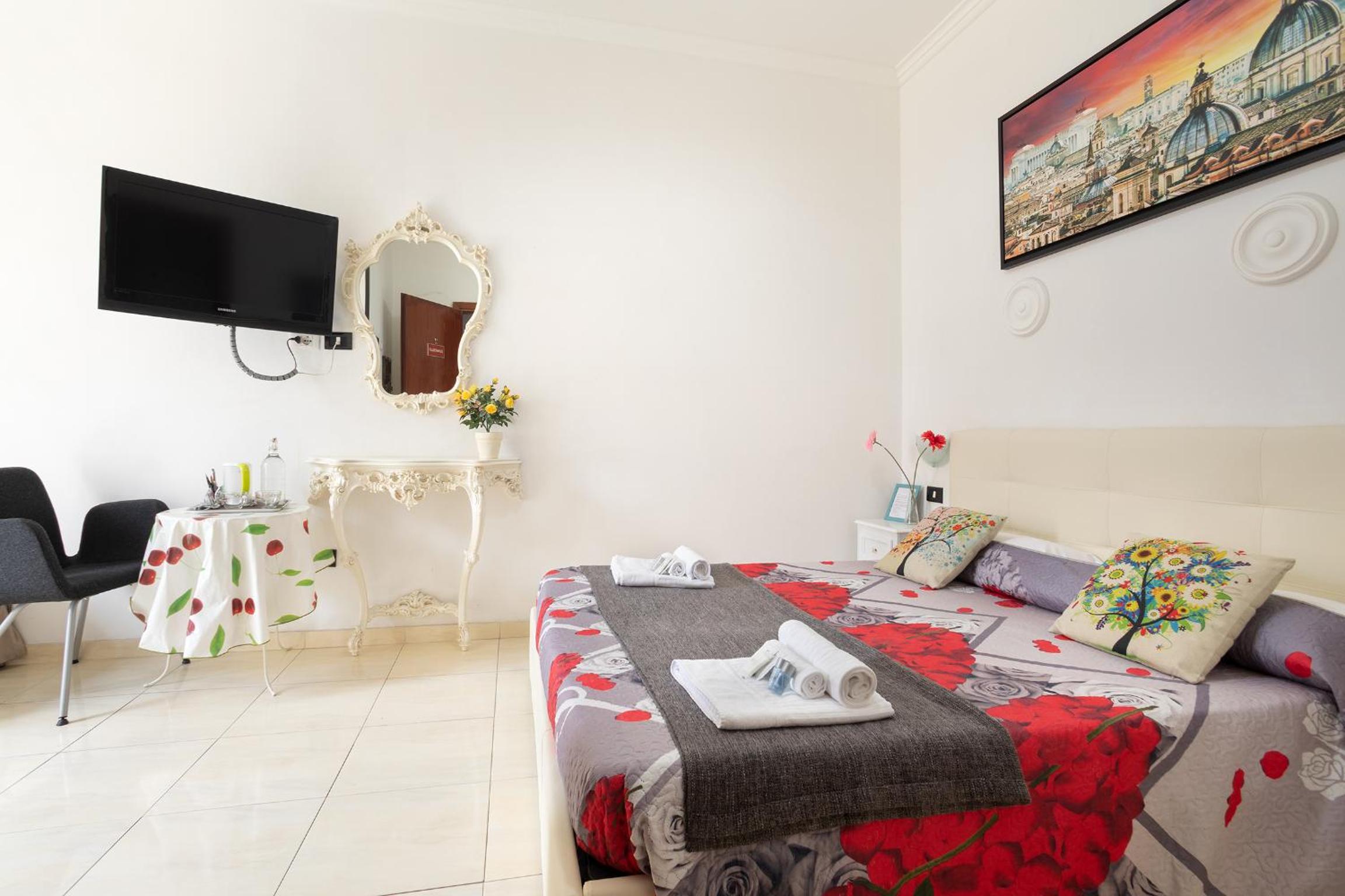 Budget Double Room photo 1