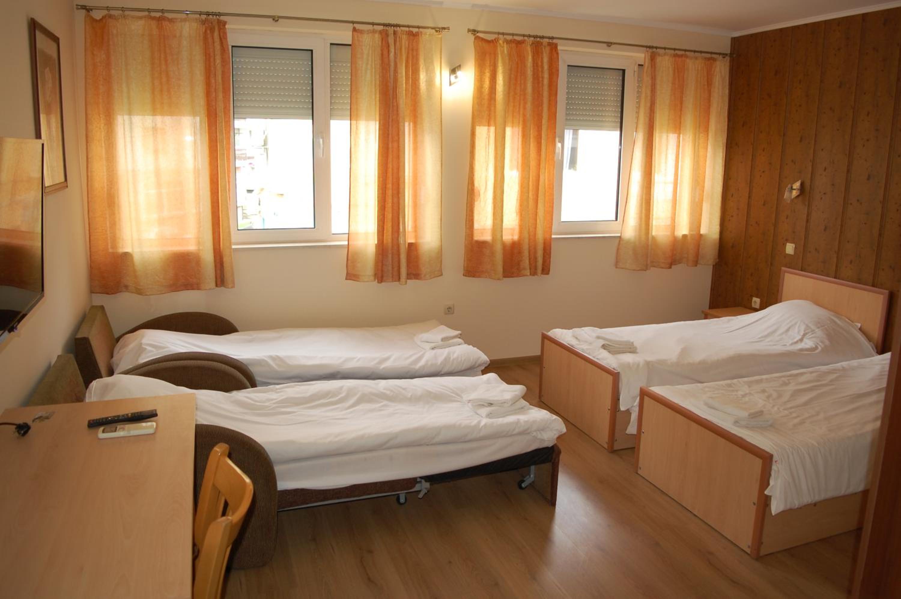 Triple Room photo 3