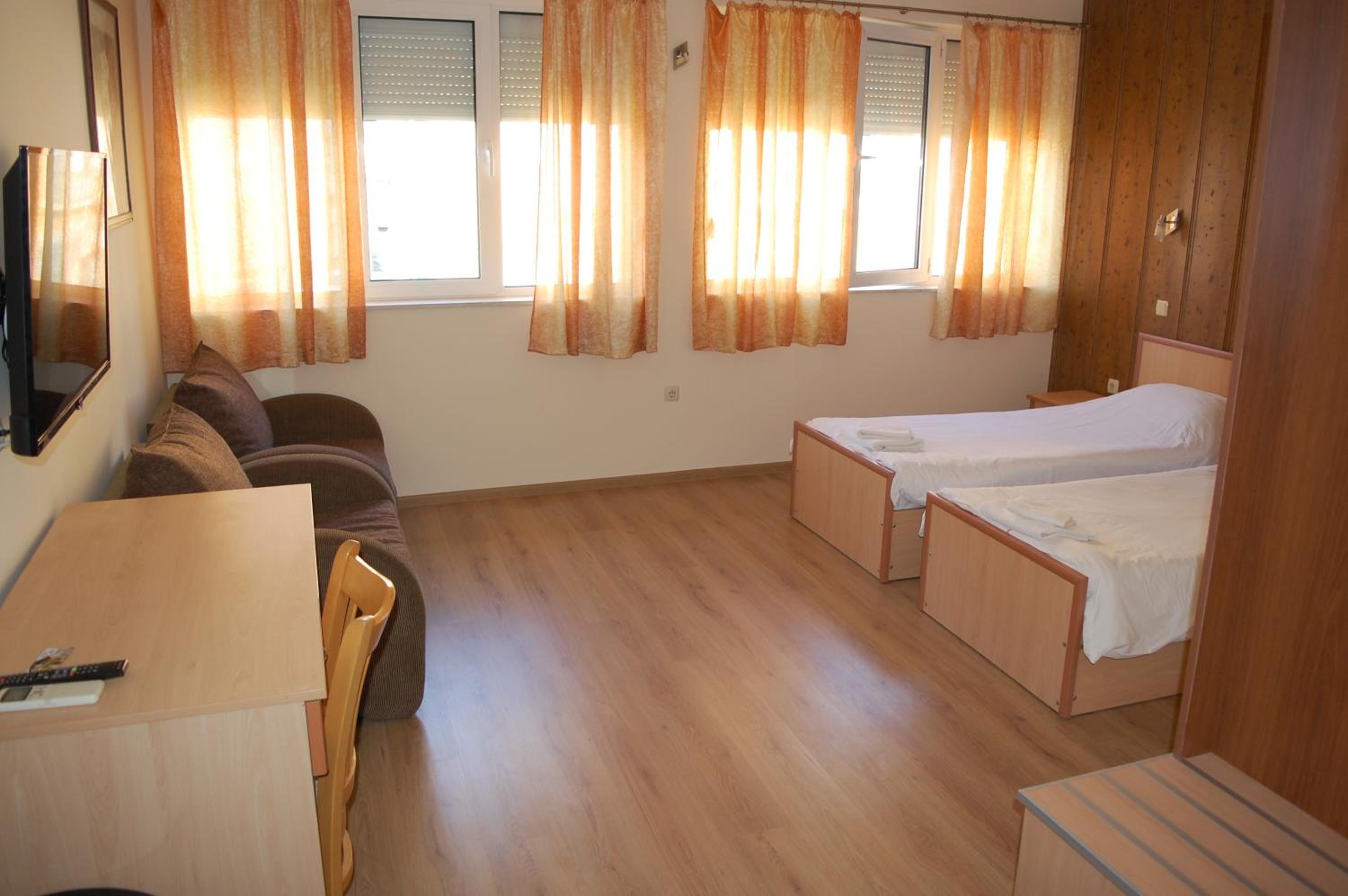 Triple Room photo 1