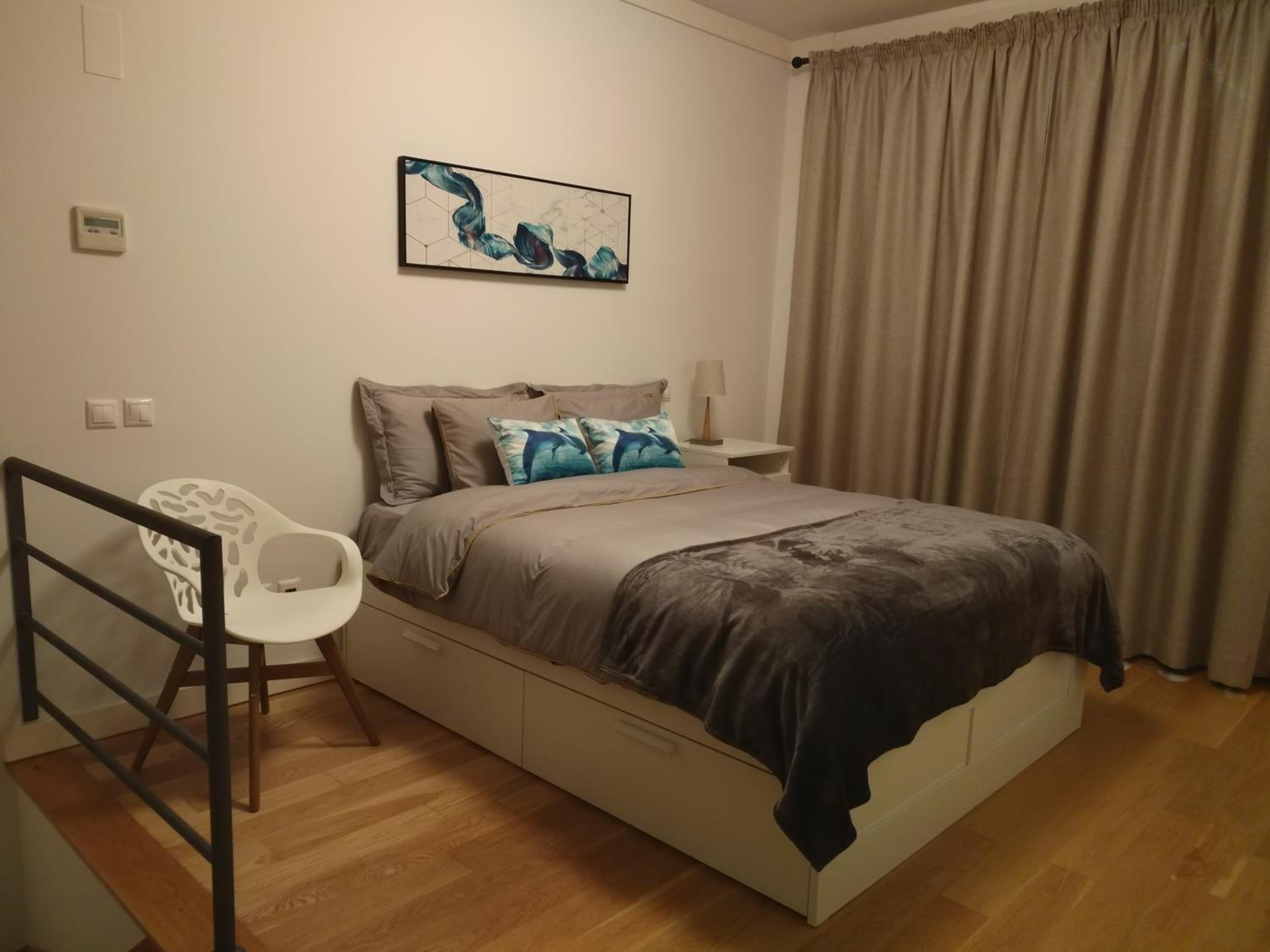 One-Bedroom Apartment - Photo 17