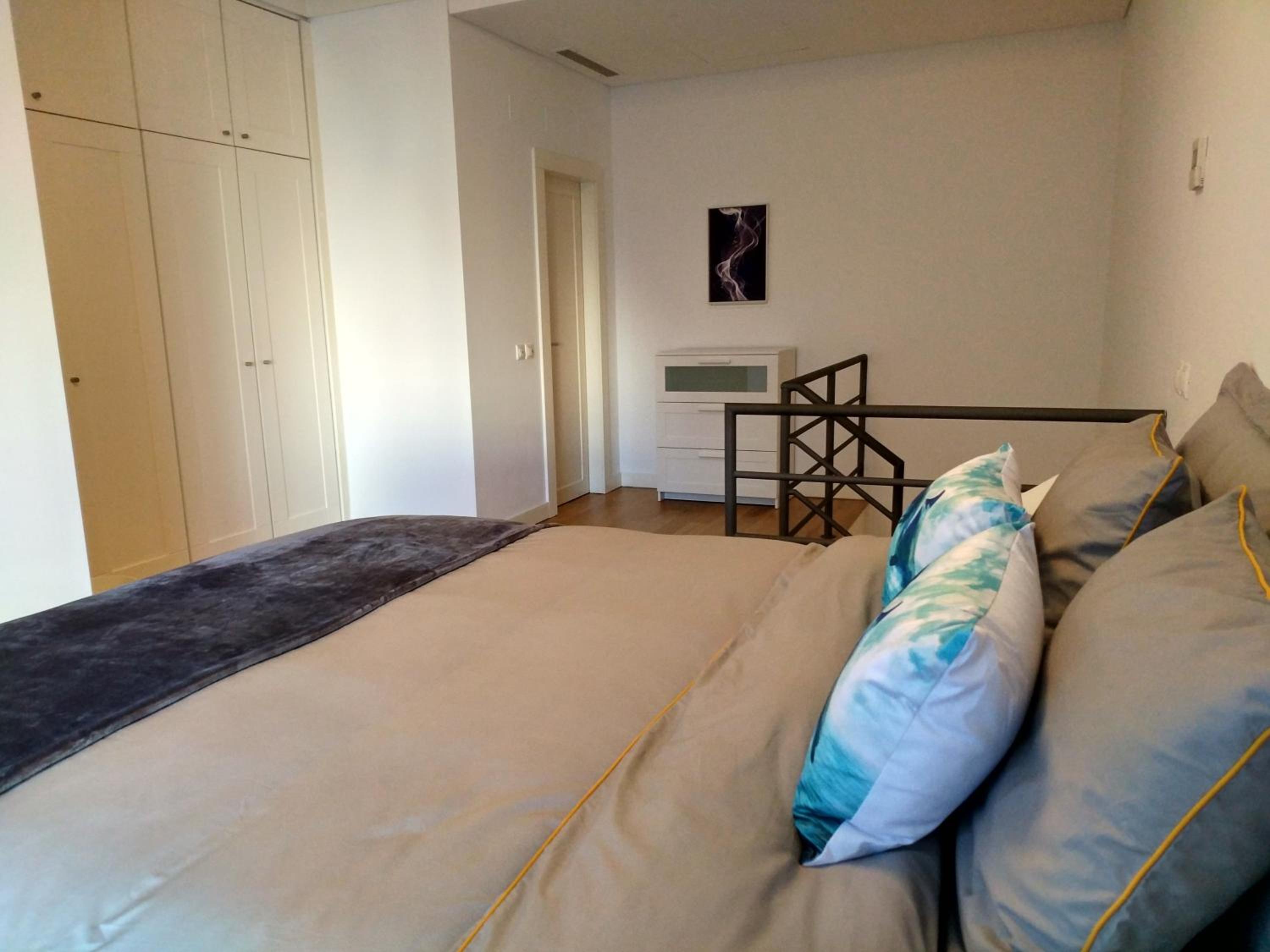One-Bedroom Apartment - Photo 20