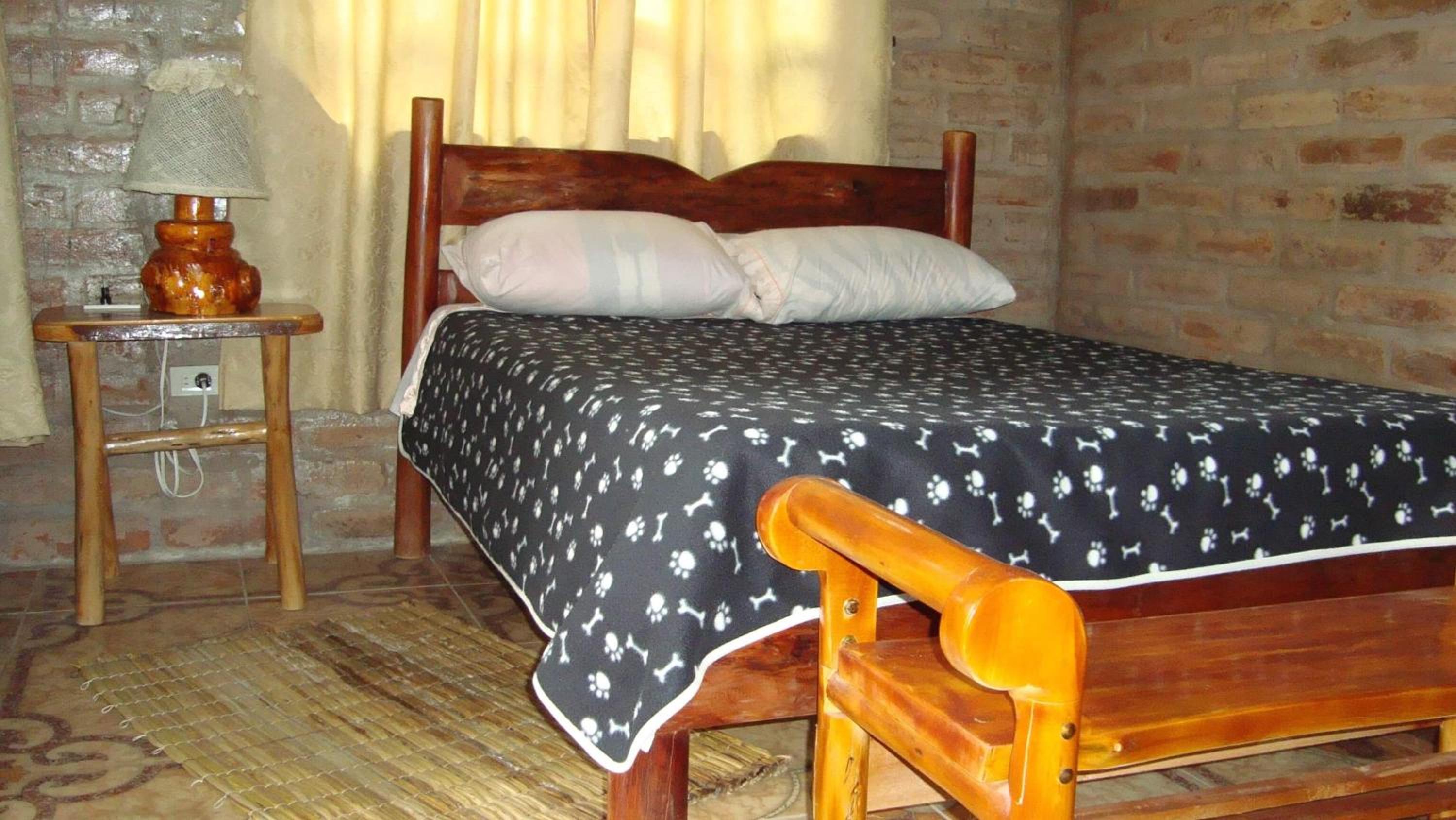 Single Room with Private Bathroom photo 3