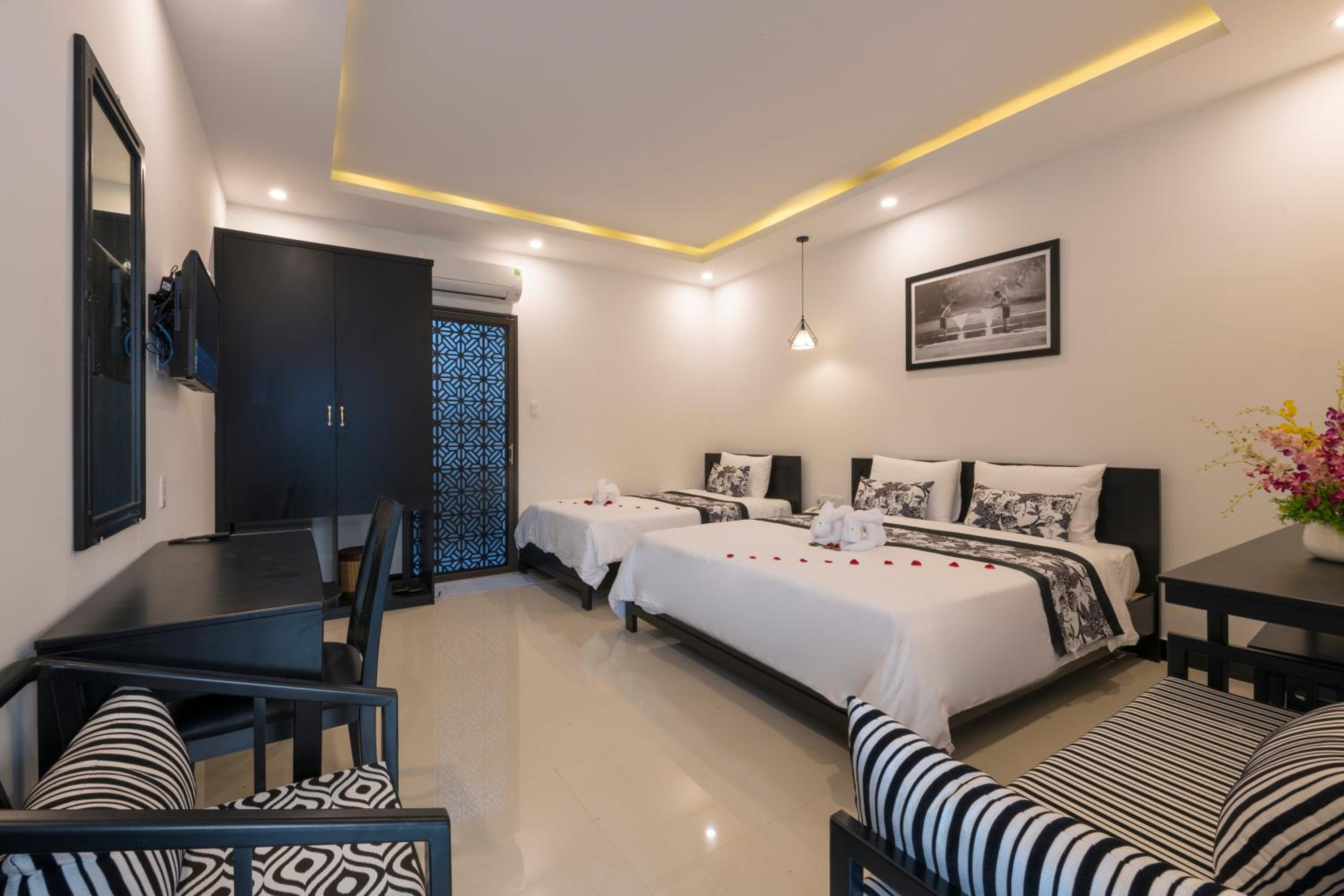Superior Triple Room