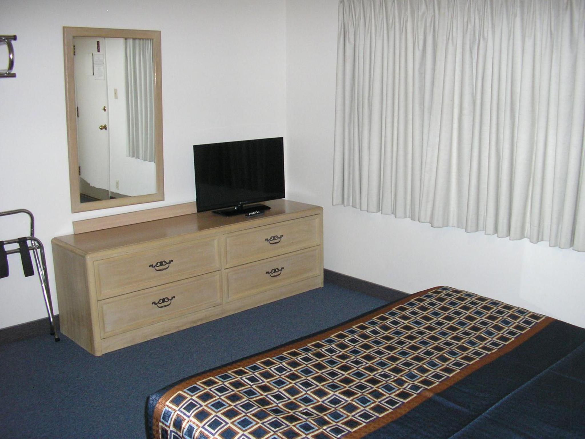 Standard Queen Room photo 2