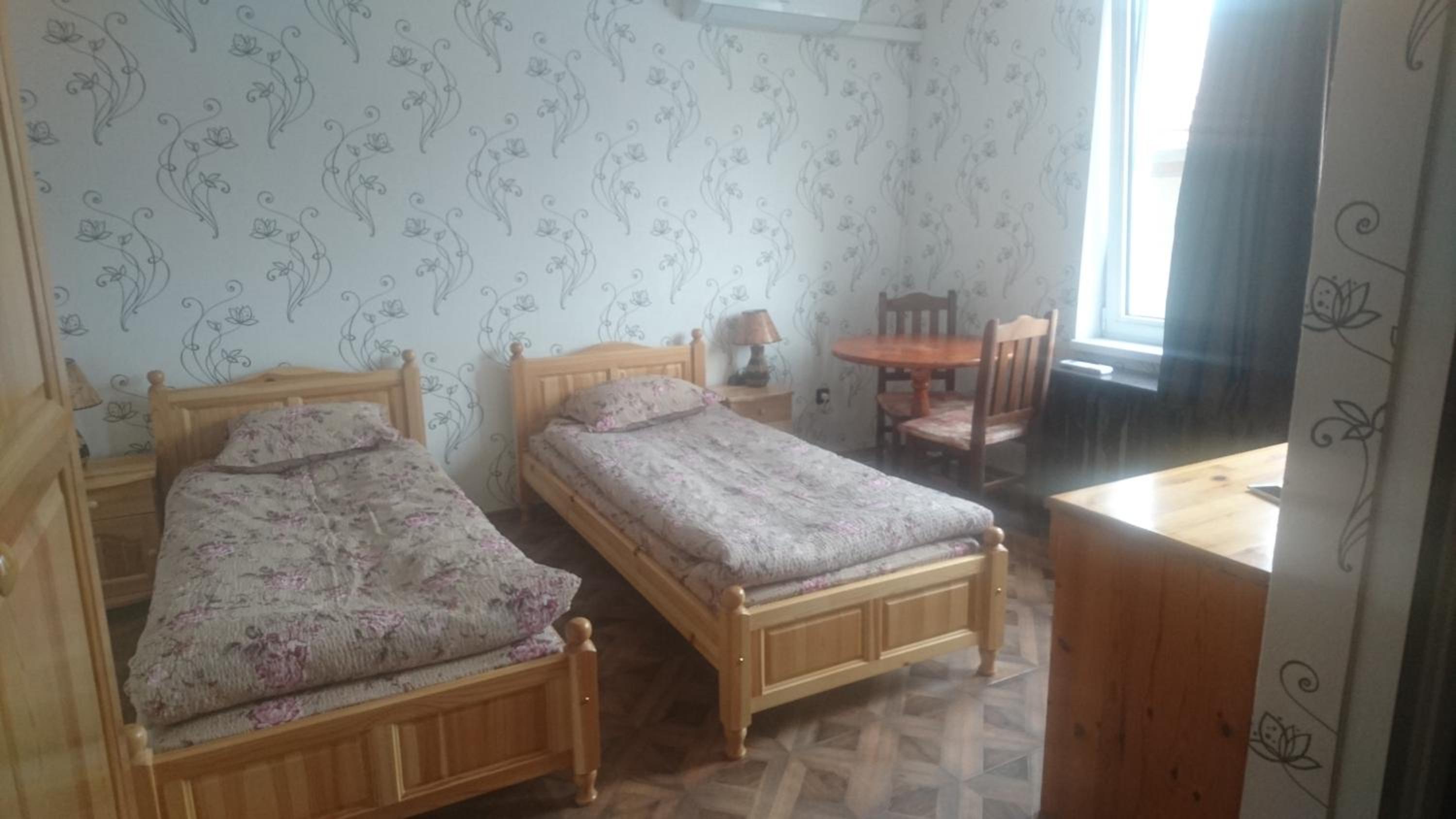 Twin Room - Photo 4