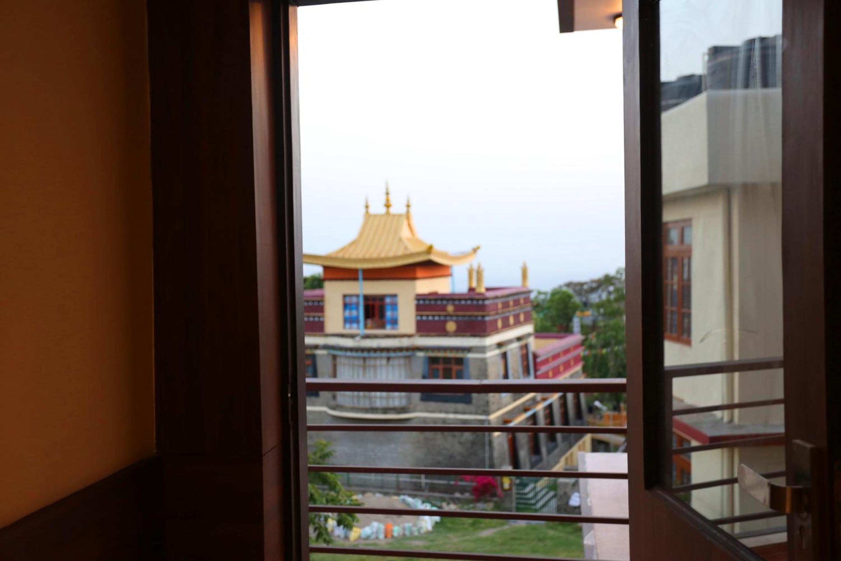 Deluxe Double or Twin Room - Photo 3