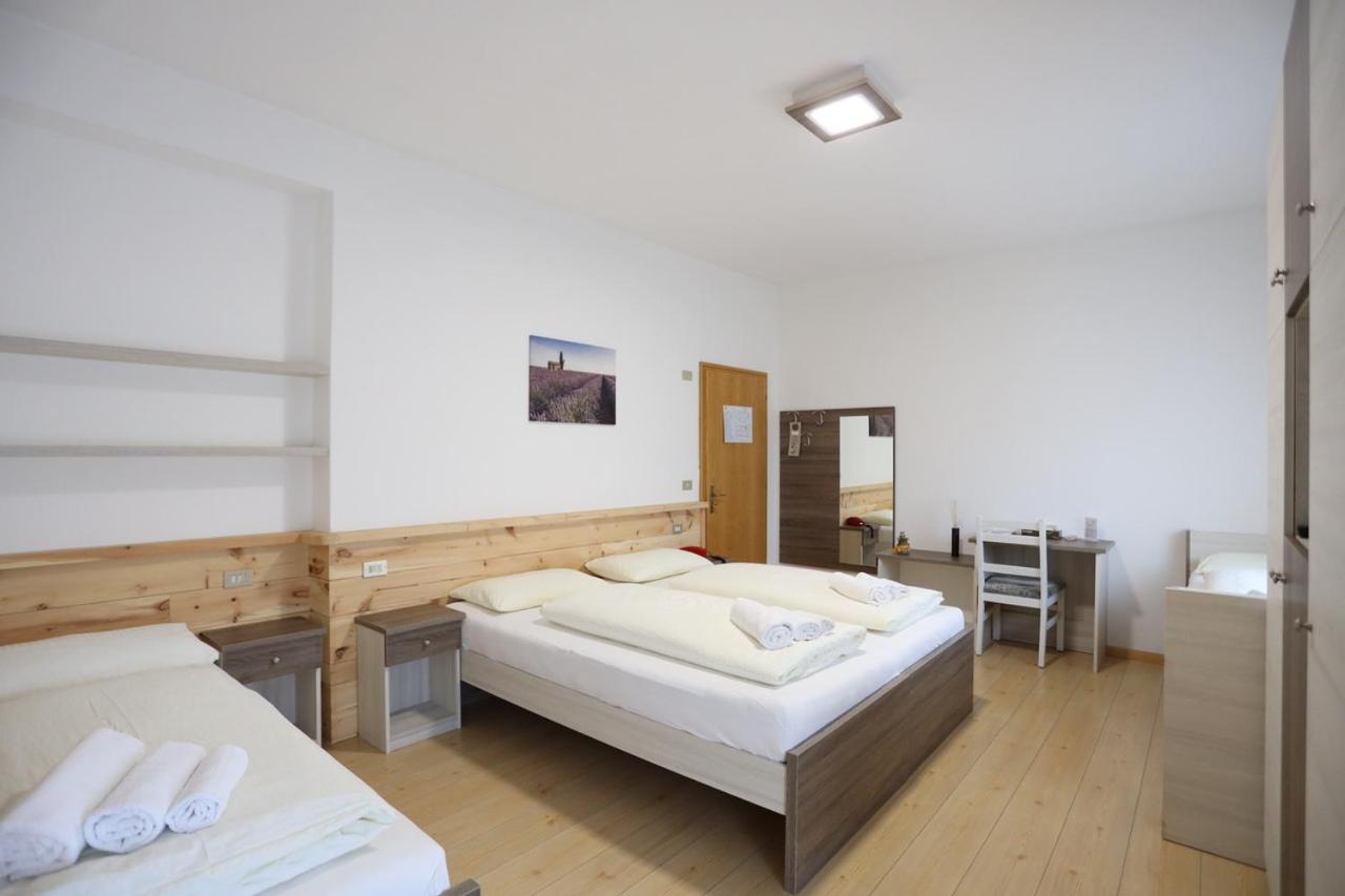 Quadruple Room - Photo 2