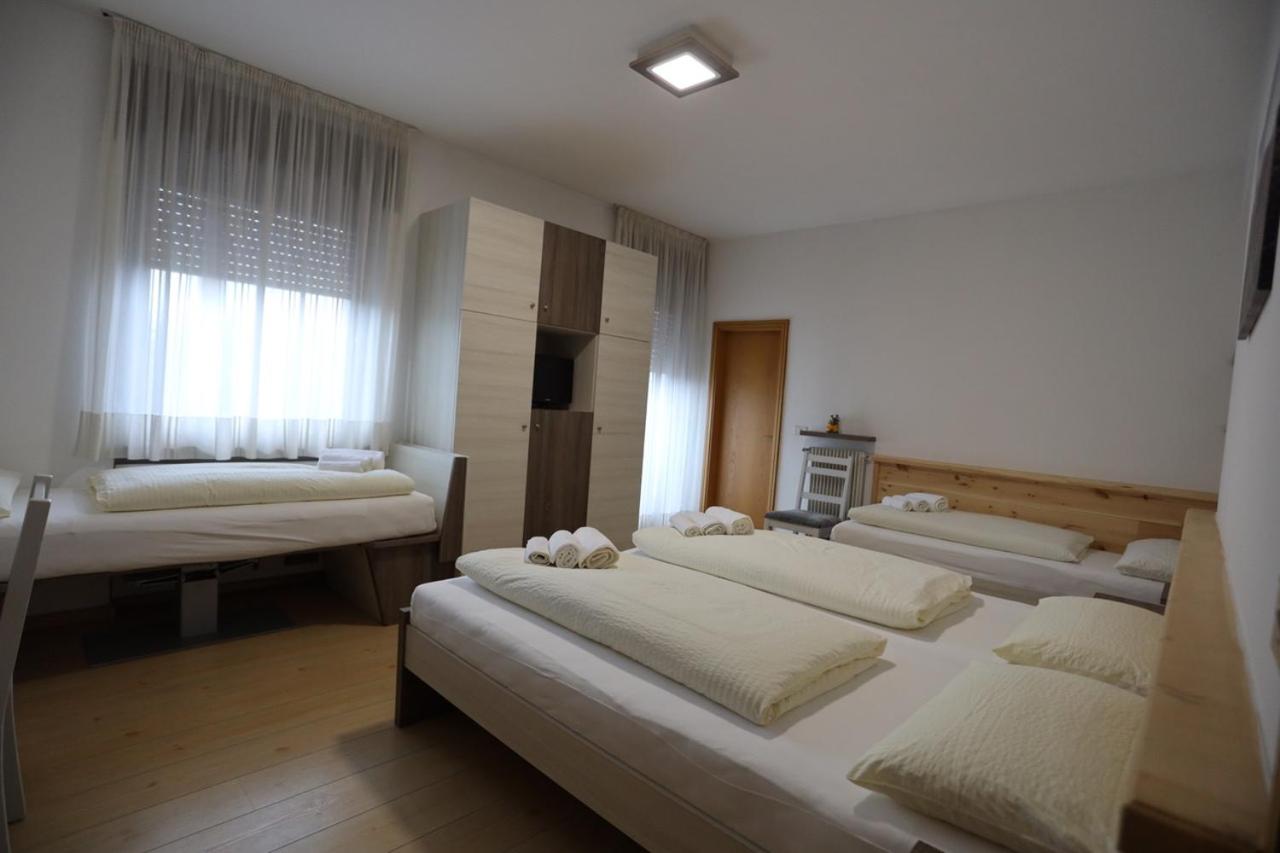 Quadruple Room - Photo 1