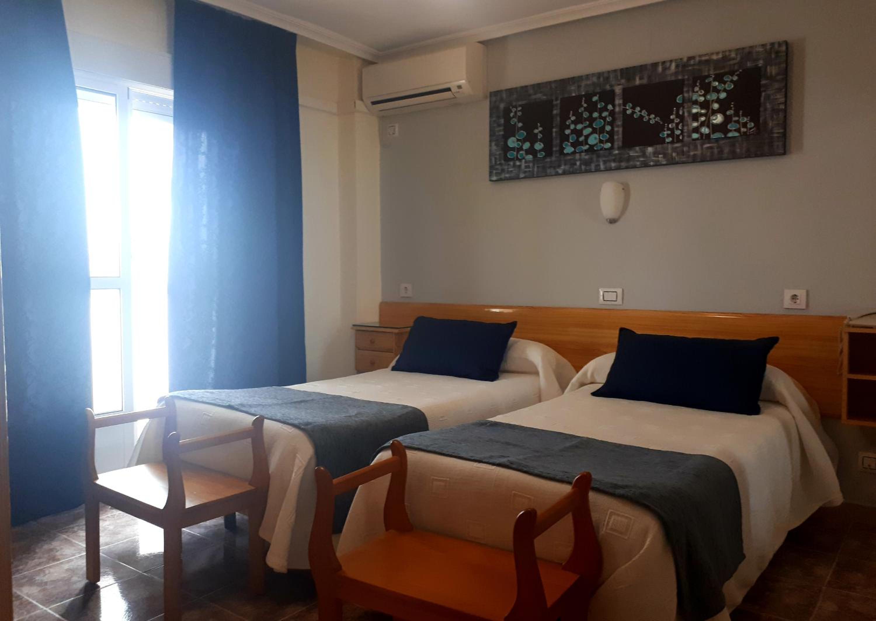 Budget Double or Twin Room photo 2
