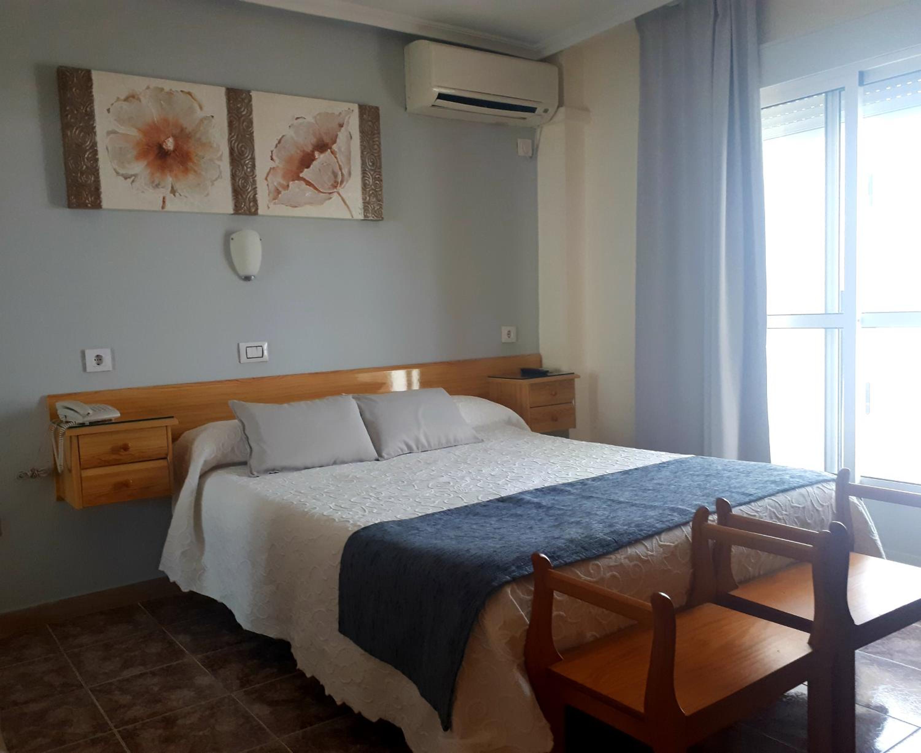 Budget Double or Twin Room photo 3