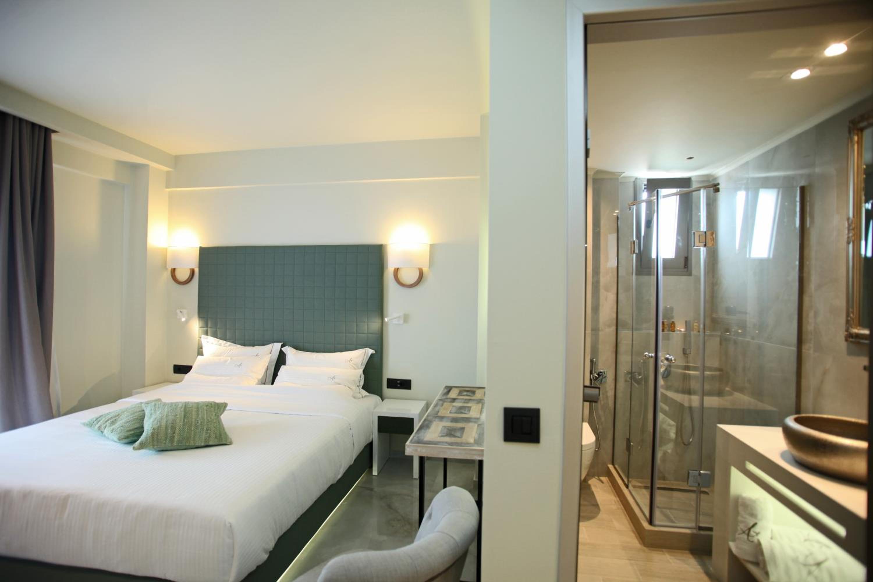 Superior Triple Room with Sea View