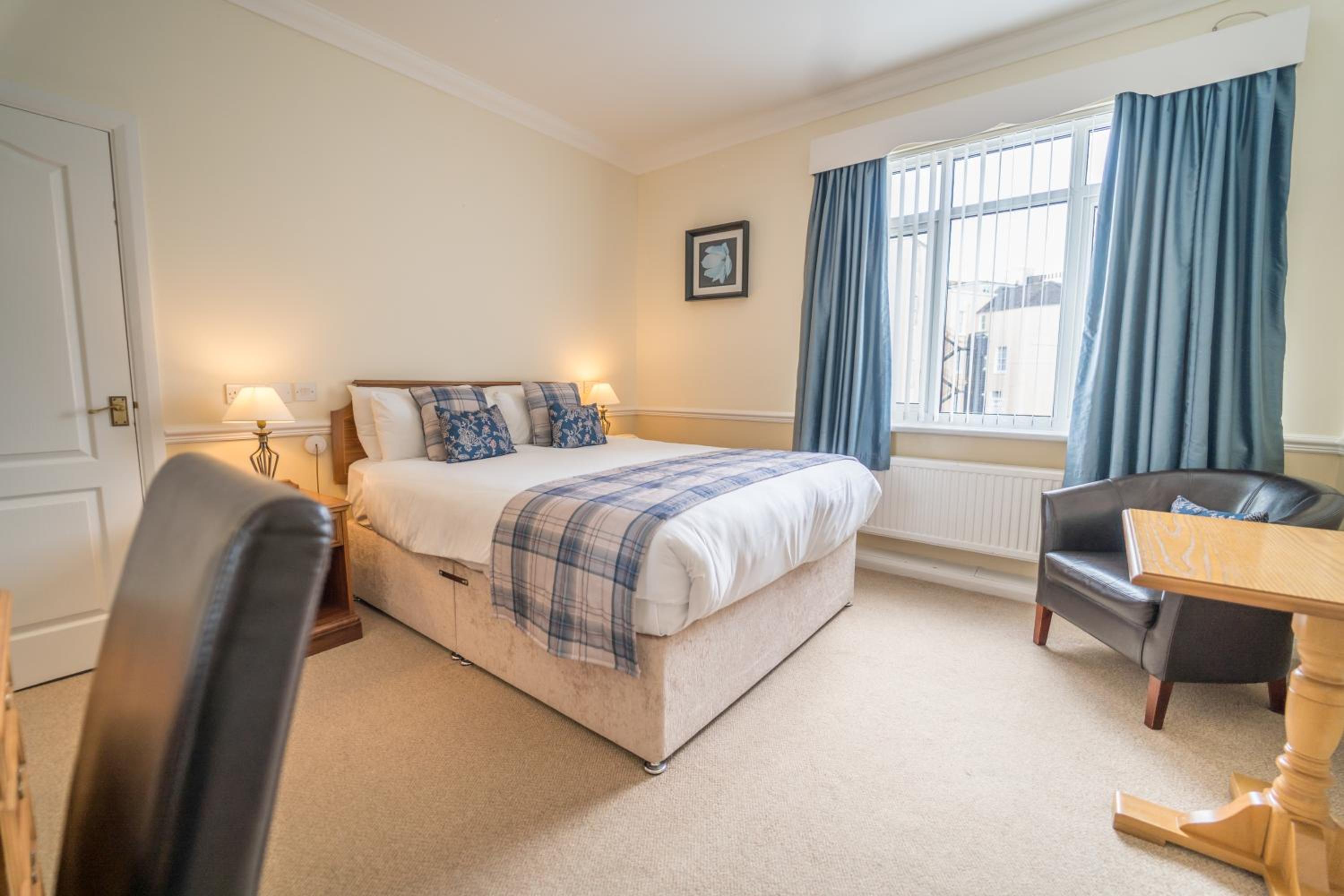 Standard Double Room - Photo 1