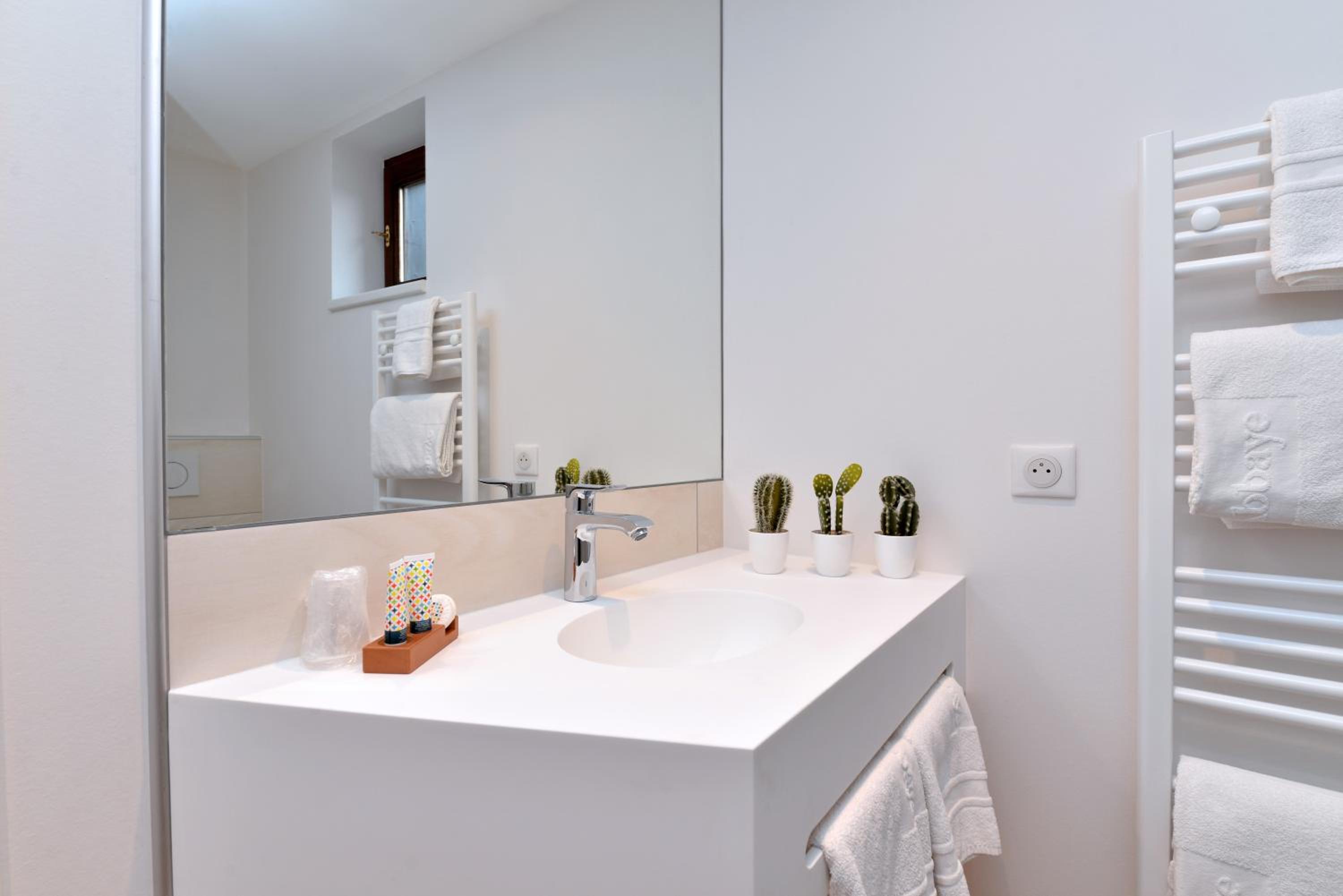Superior Double Room - Photo 15