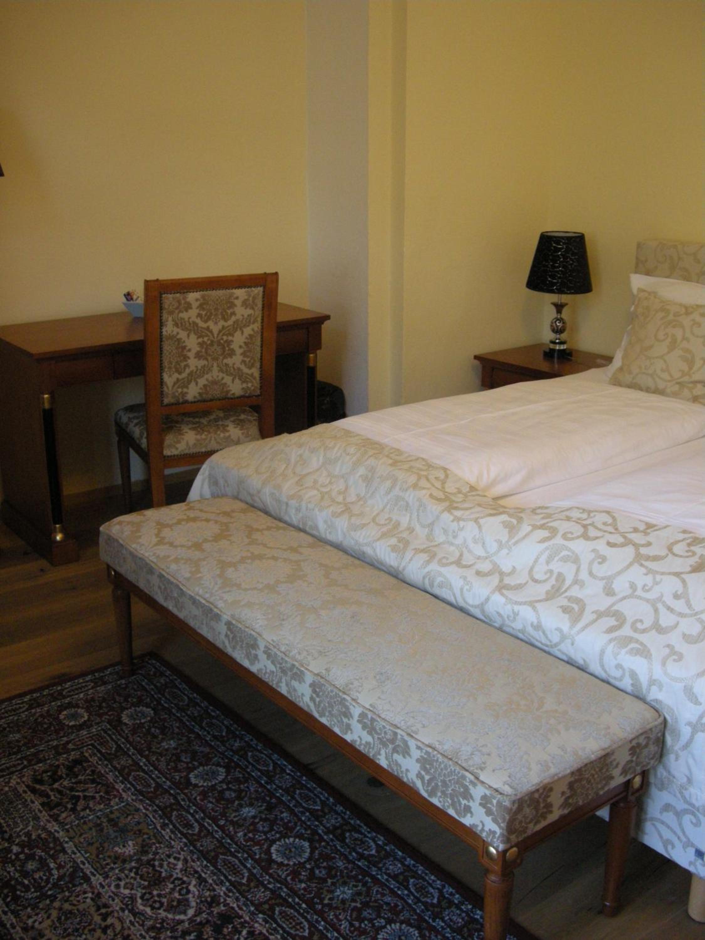 Double Room with Balcony Facing the Lake, photo 7
