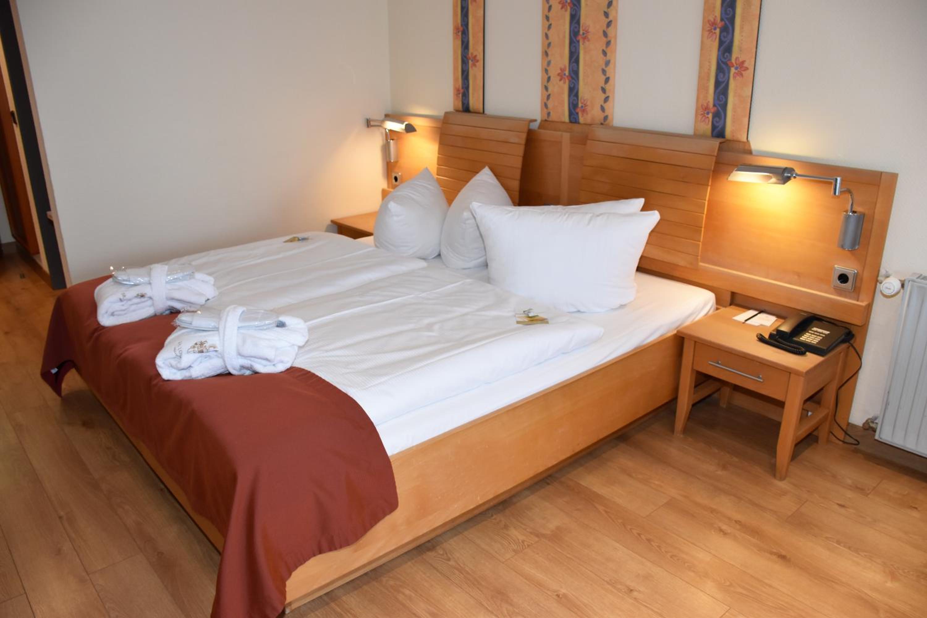 Standard Double Room - Photo 3