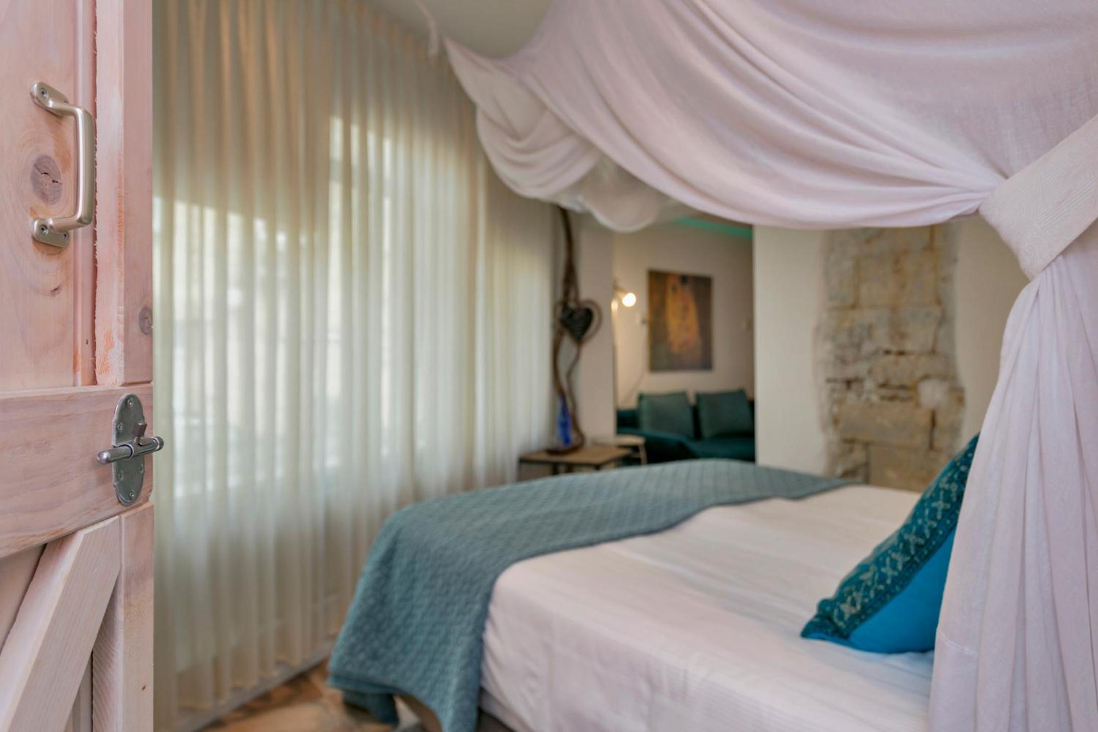 One-Bedroom Apartment with Spa Bath photo 1