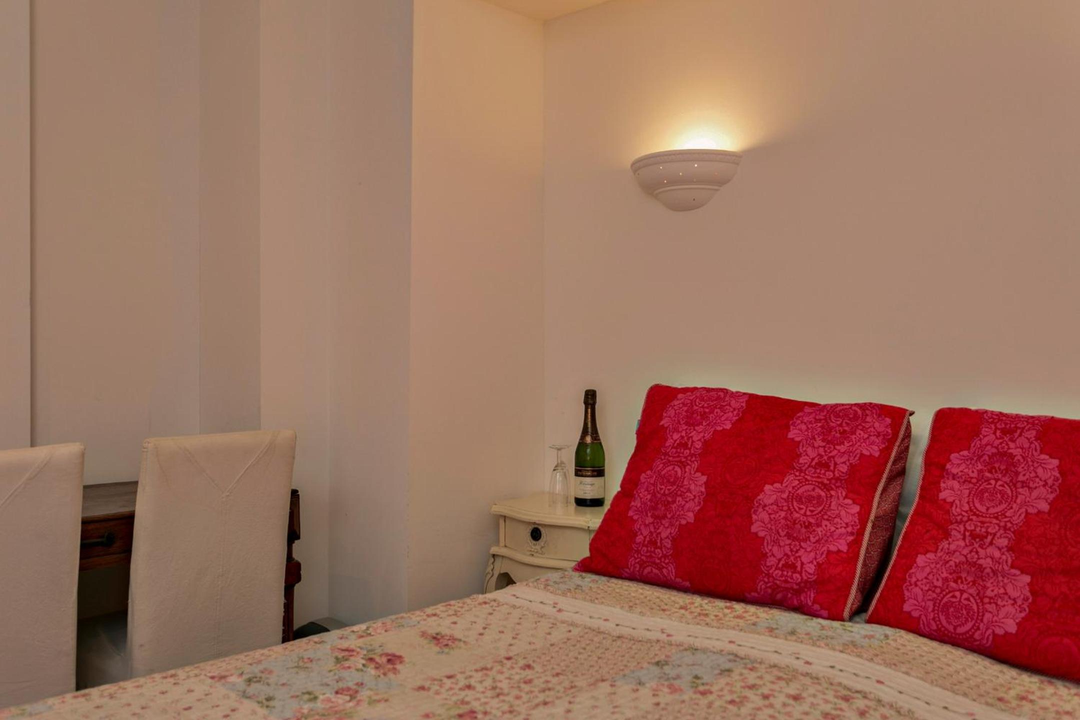 Budget Double Room photo 1