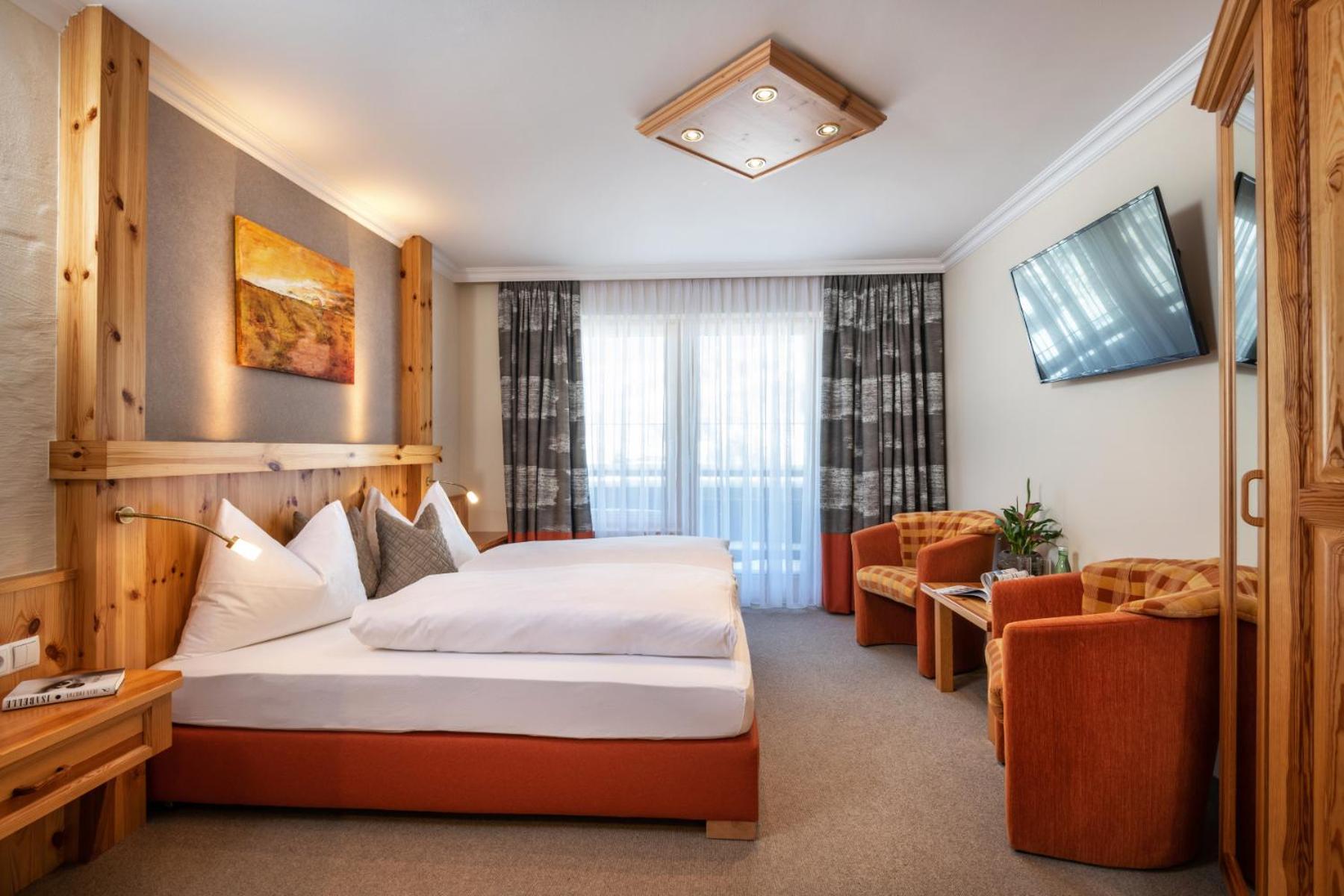 Double Room with Balcony photo 1