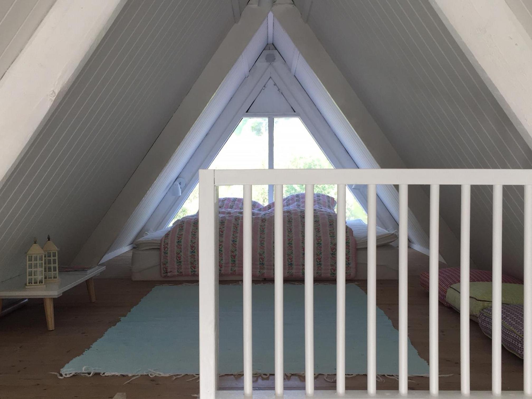 Two-Bedroom House with a Loft (4 Adults)  photo 1