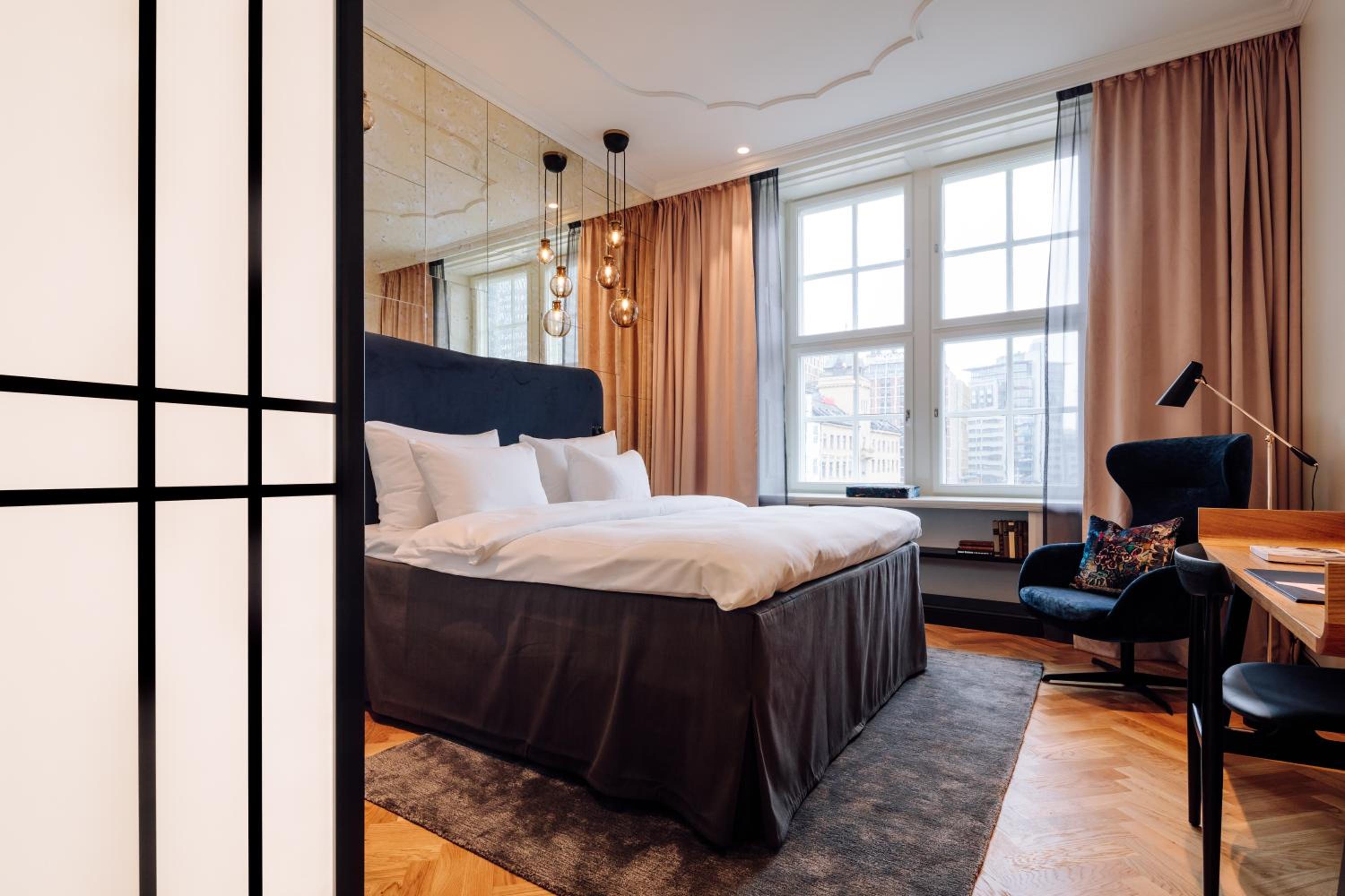 Superior King Room
