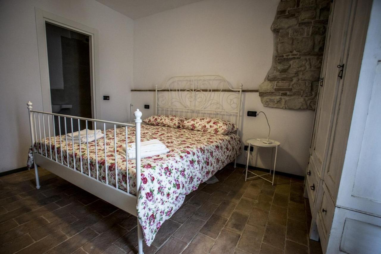 Double Room with Private Bathroom photo 1