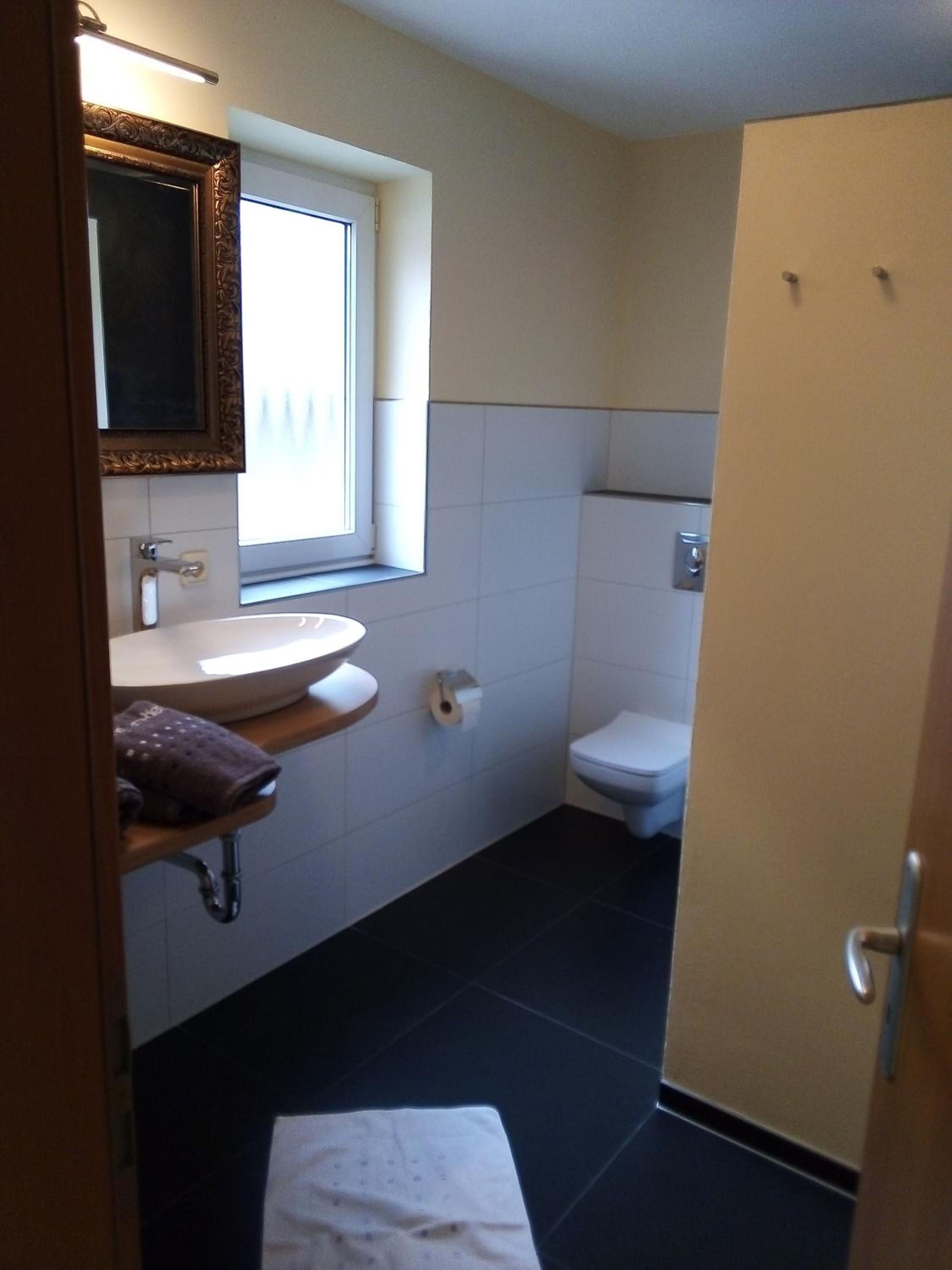 Two-Bedroom Apartment - Photo 7