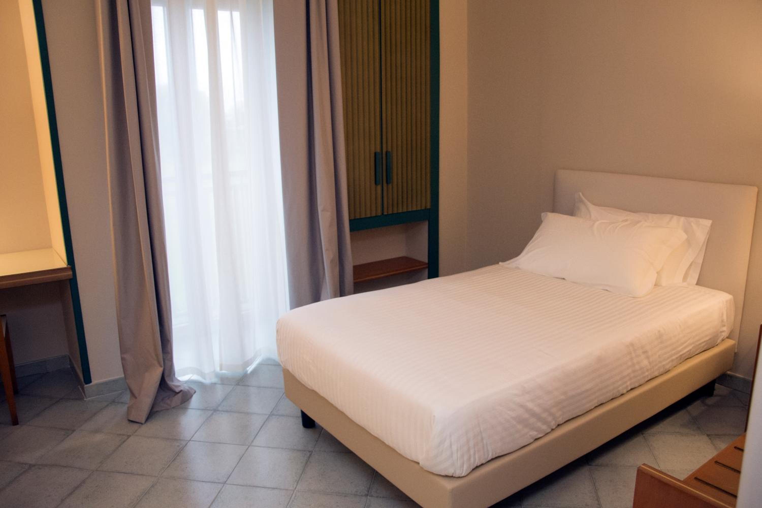 Single Room photo 1