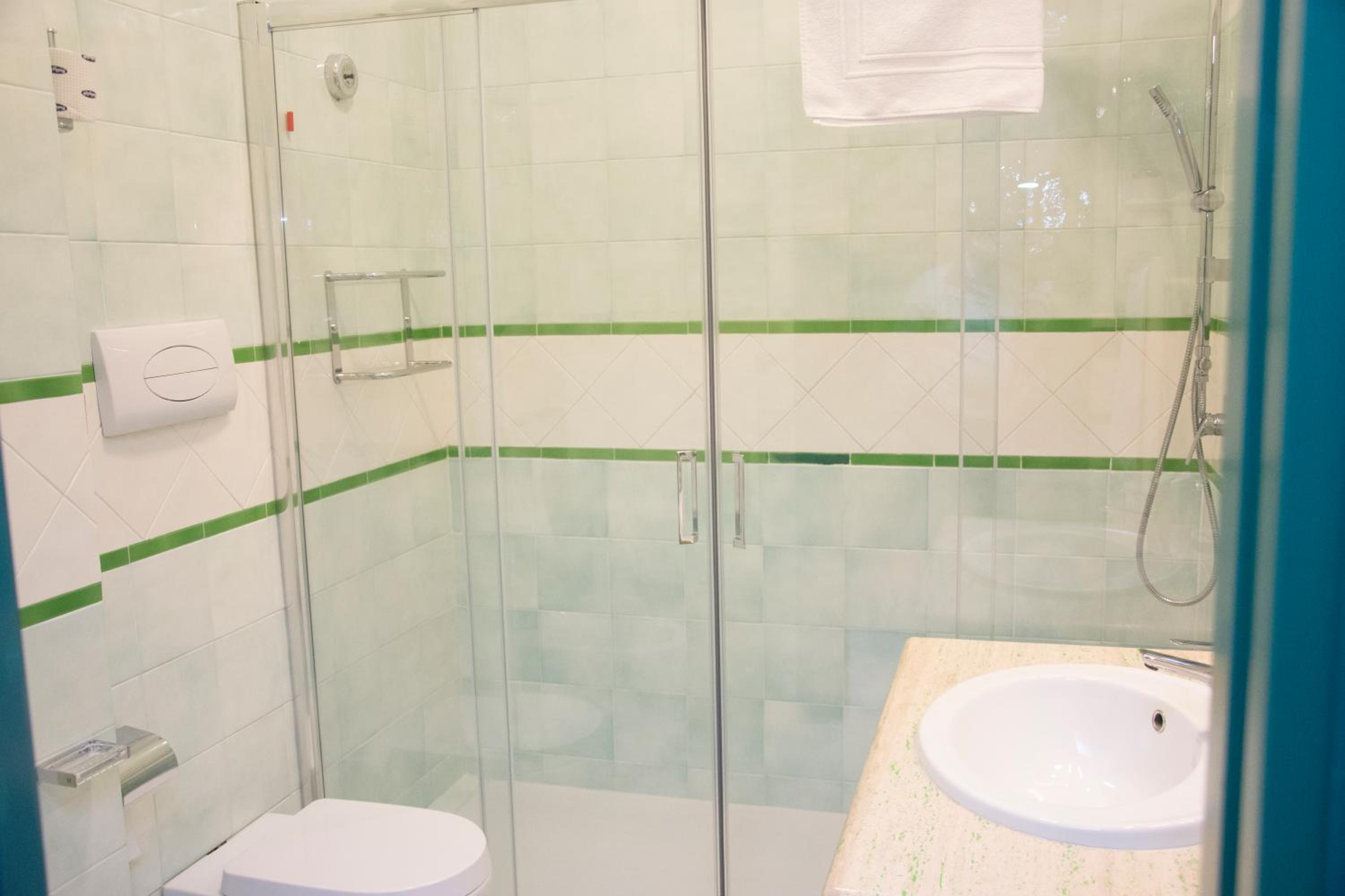 Single Room photo 2
