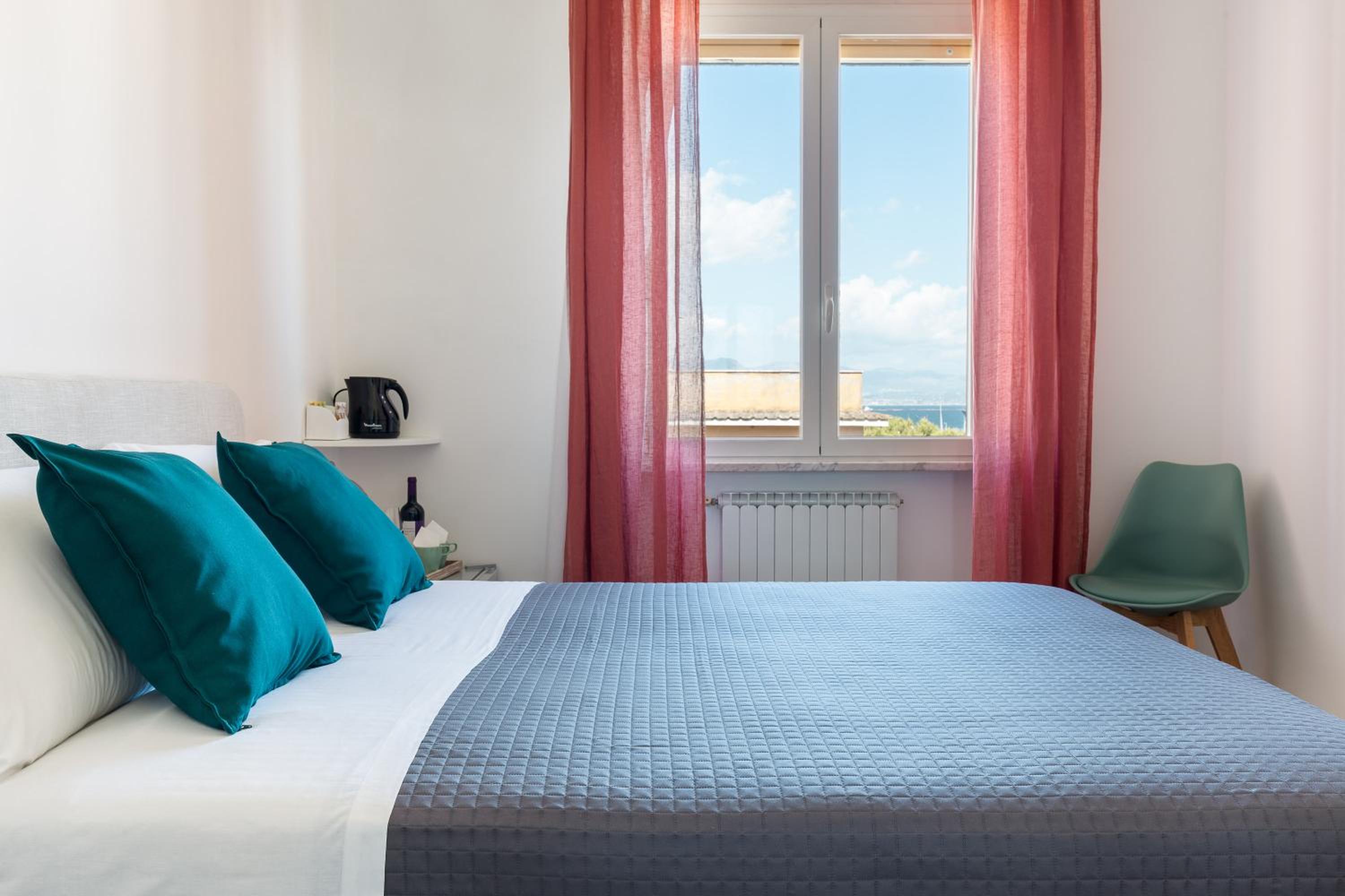 Double Room with Sea View and Private External Bathroom