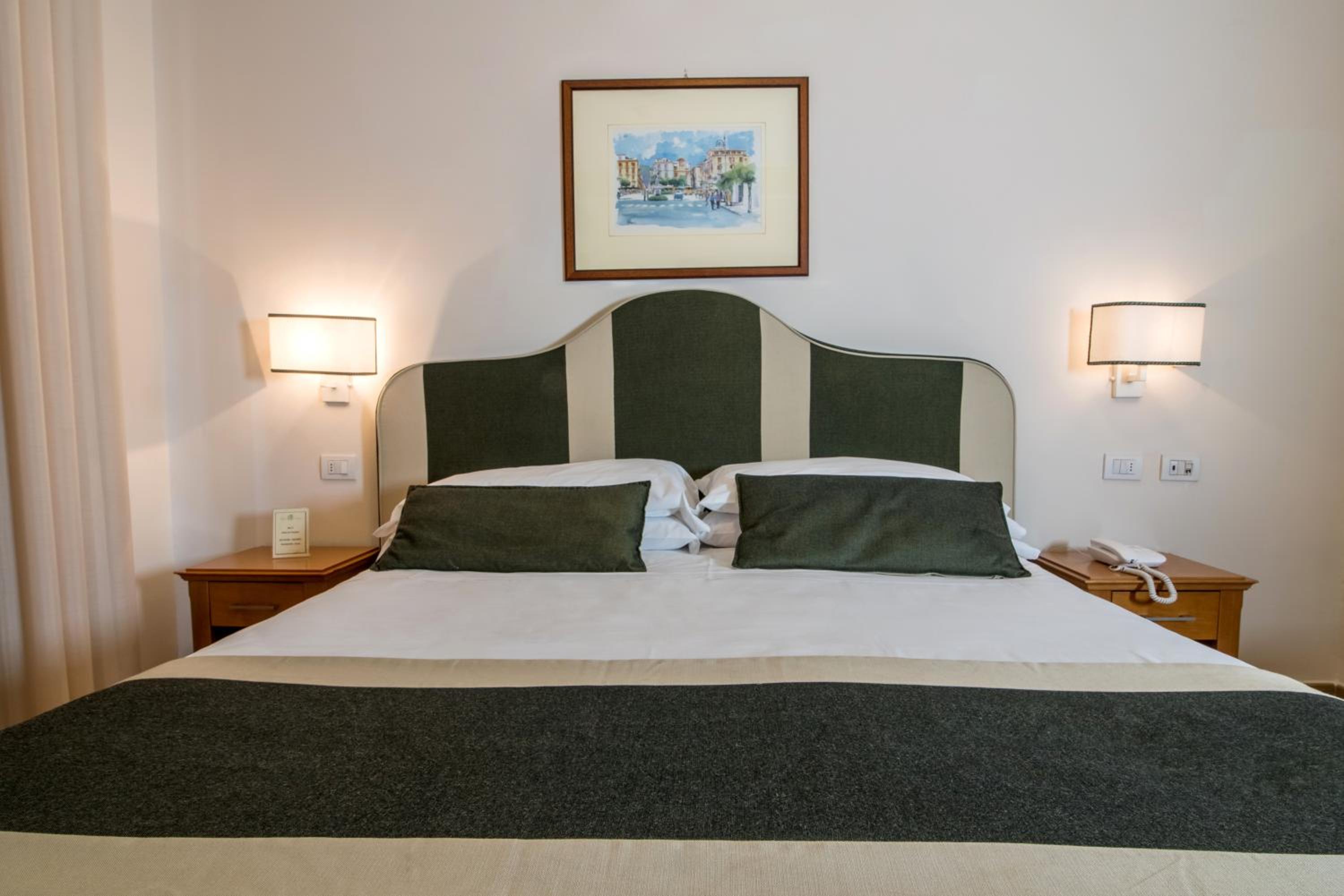 Classic Double Room - Photo 5
