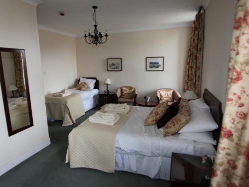 Double or Twin Room photo 2