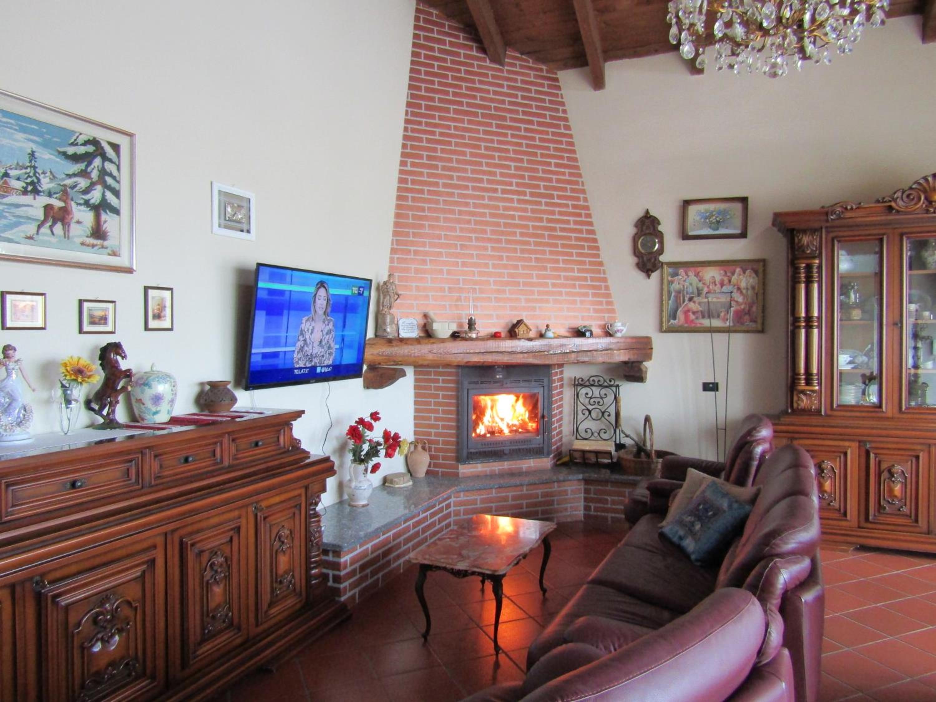 Double or Twin Room - Photo 8