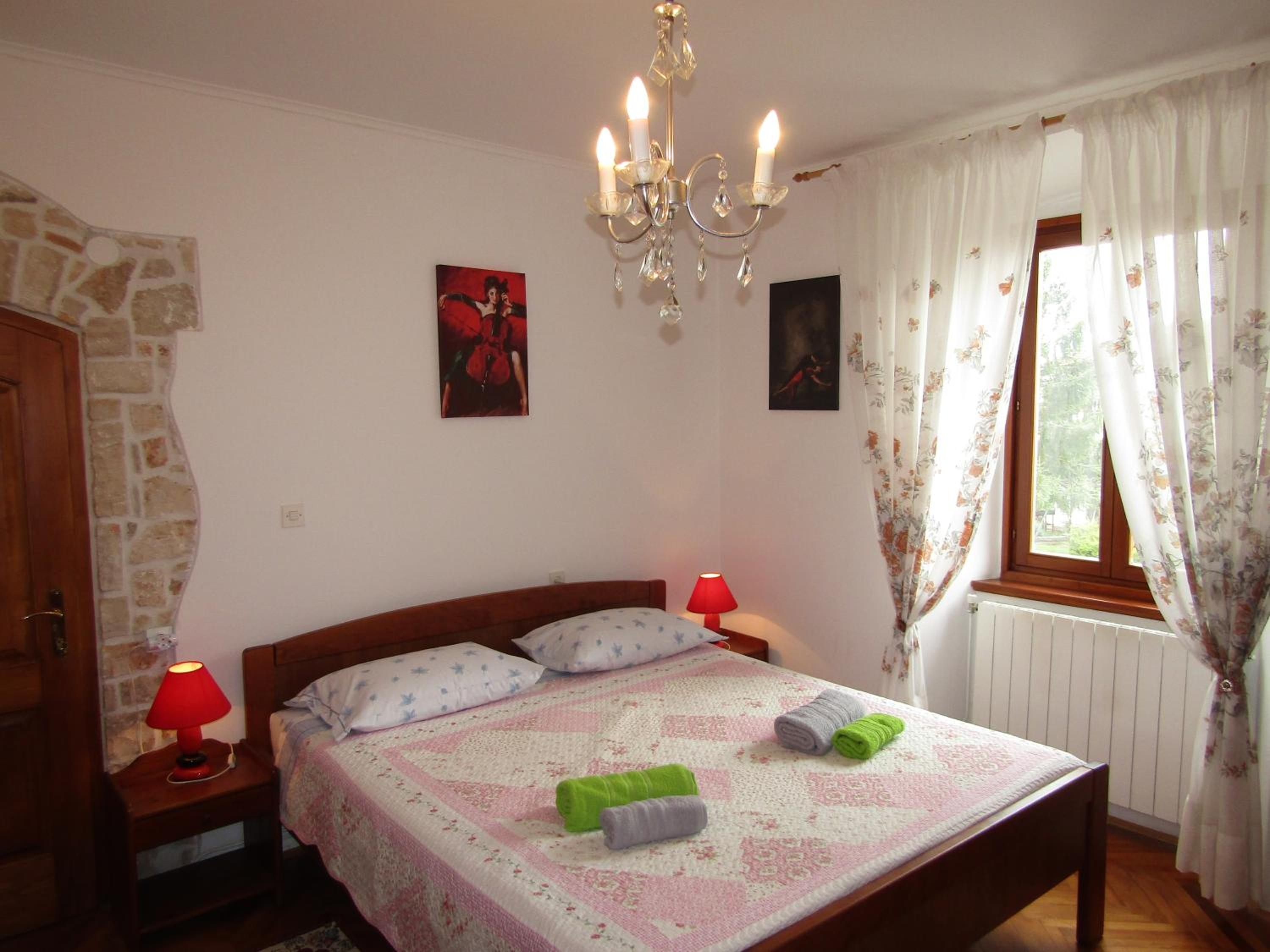 Three-Bedroom House photo 1