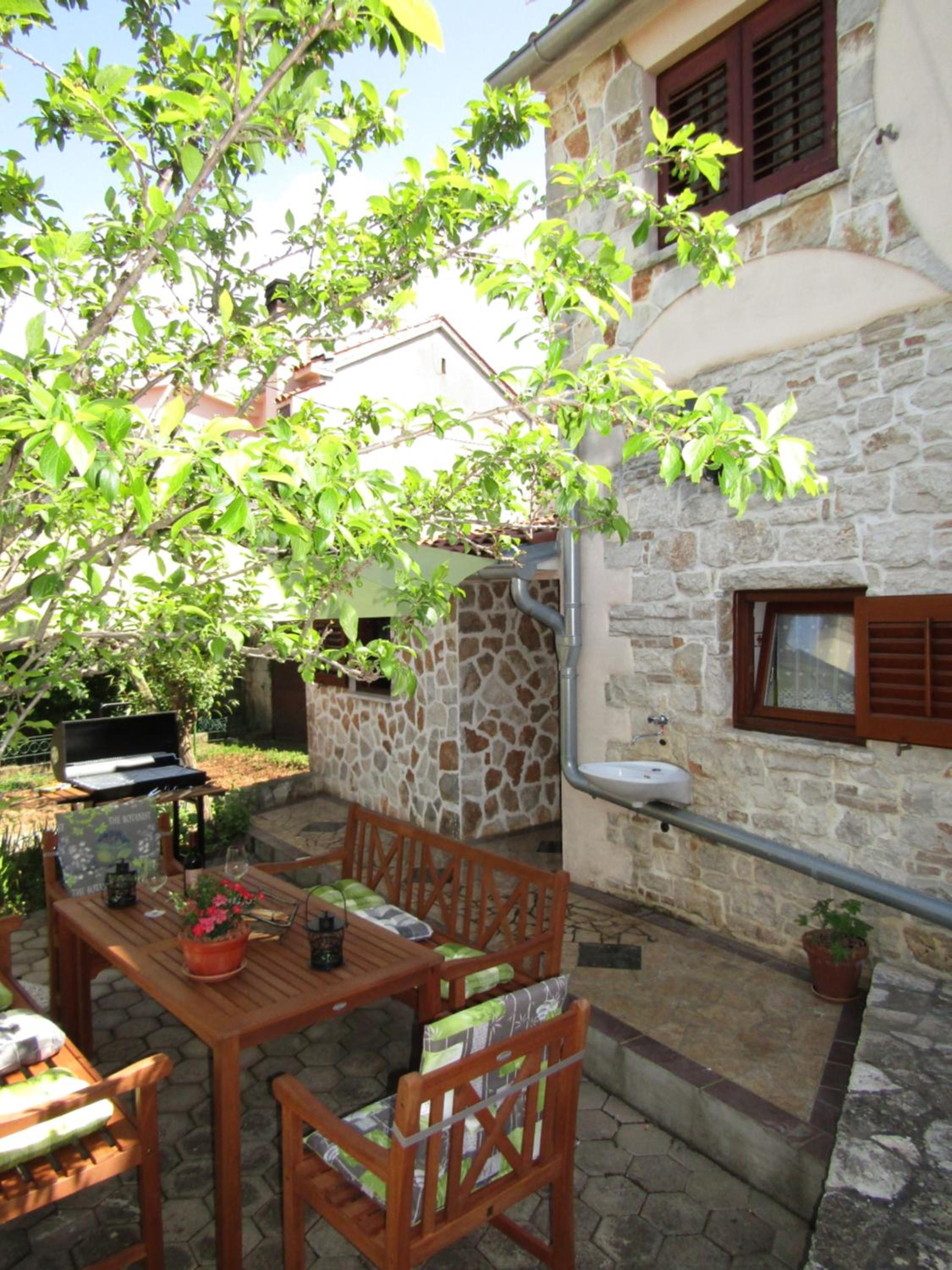 Three-Bedroom House photo 3