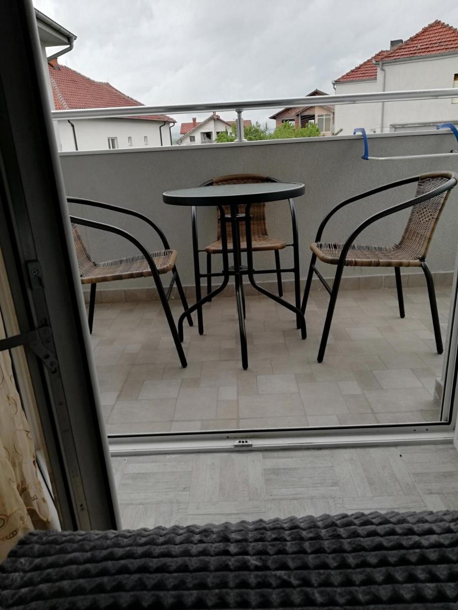 Studio with Balcony photo 3