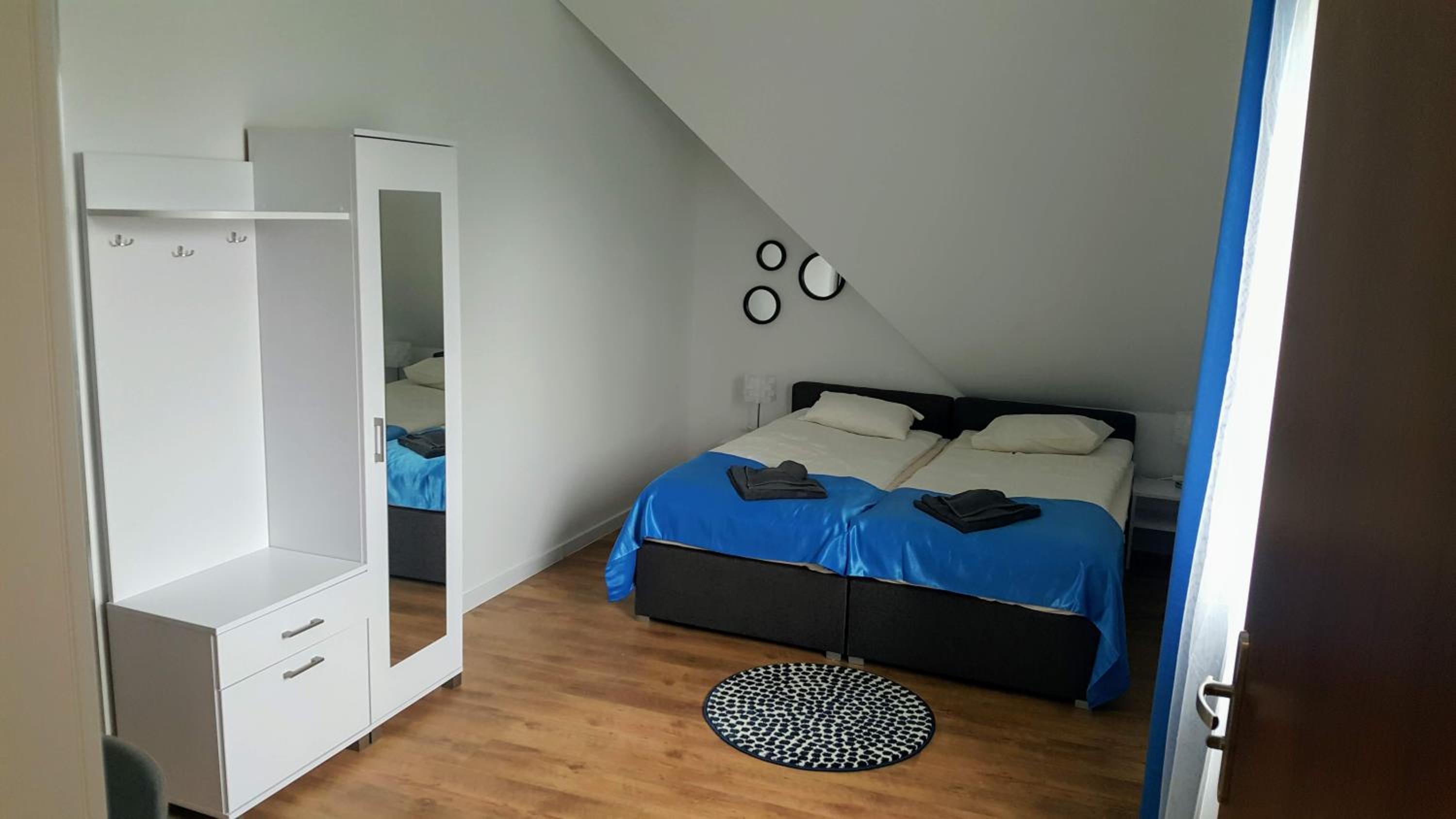 Large Twin Room photo 1