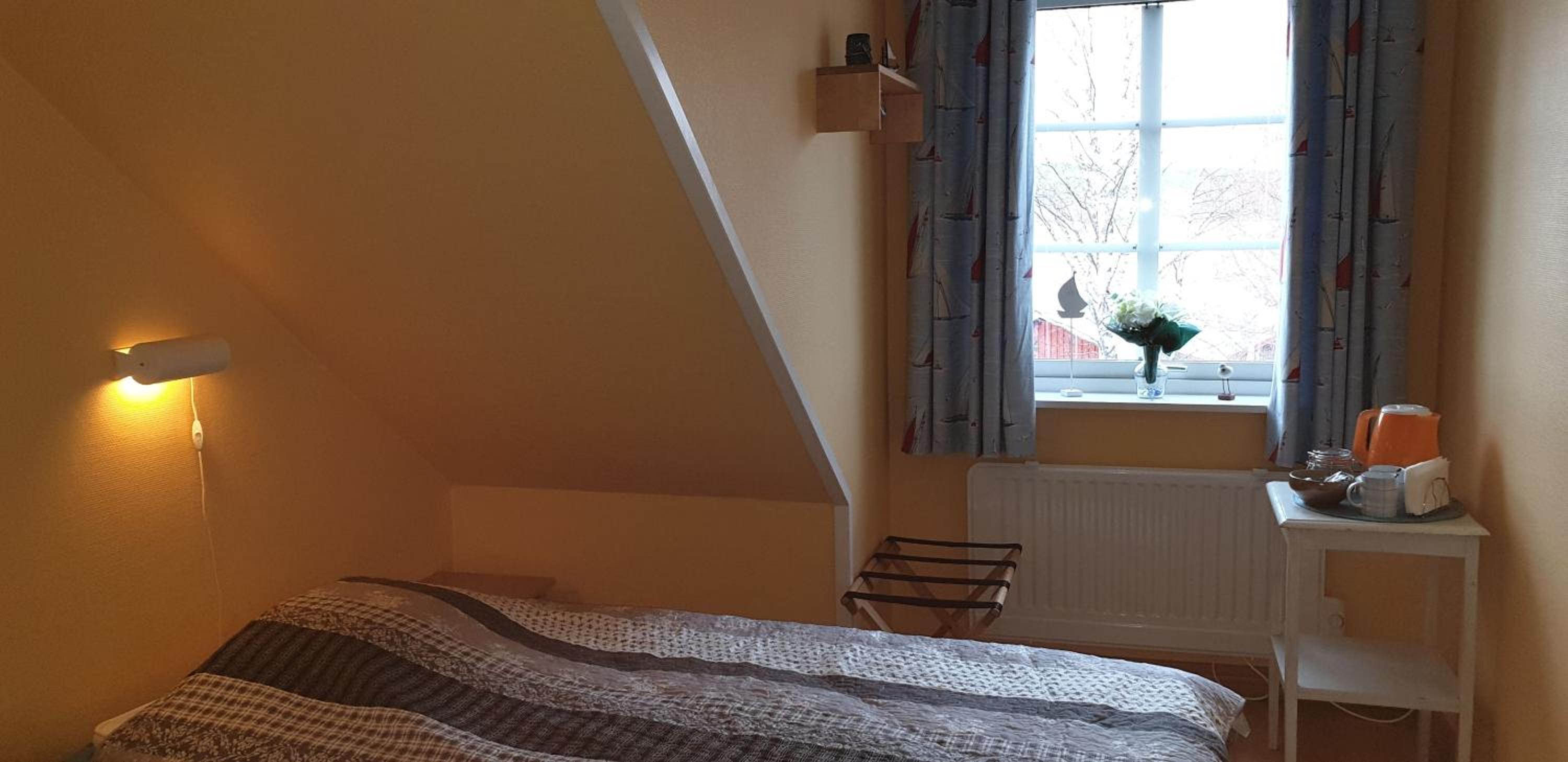 Double or Twin Room with Partial Sea View photo 1