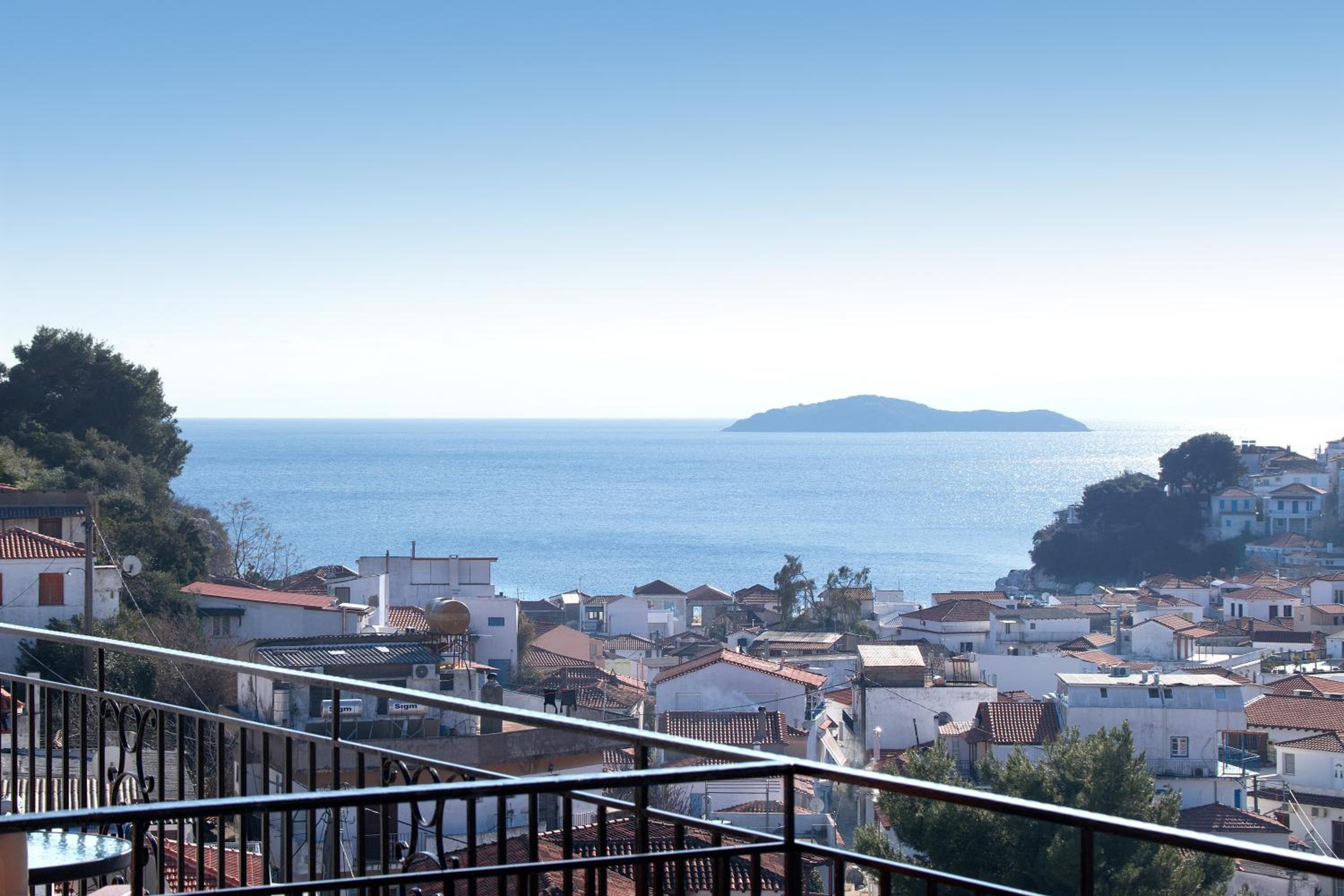 Triple Room with Sea View photo 2