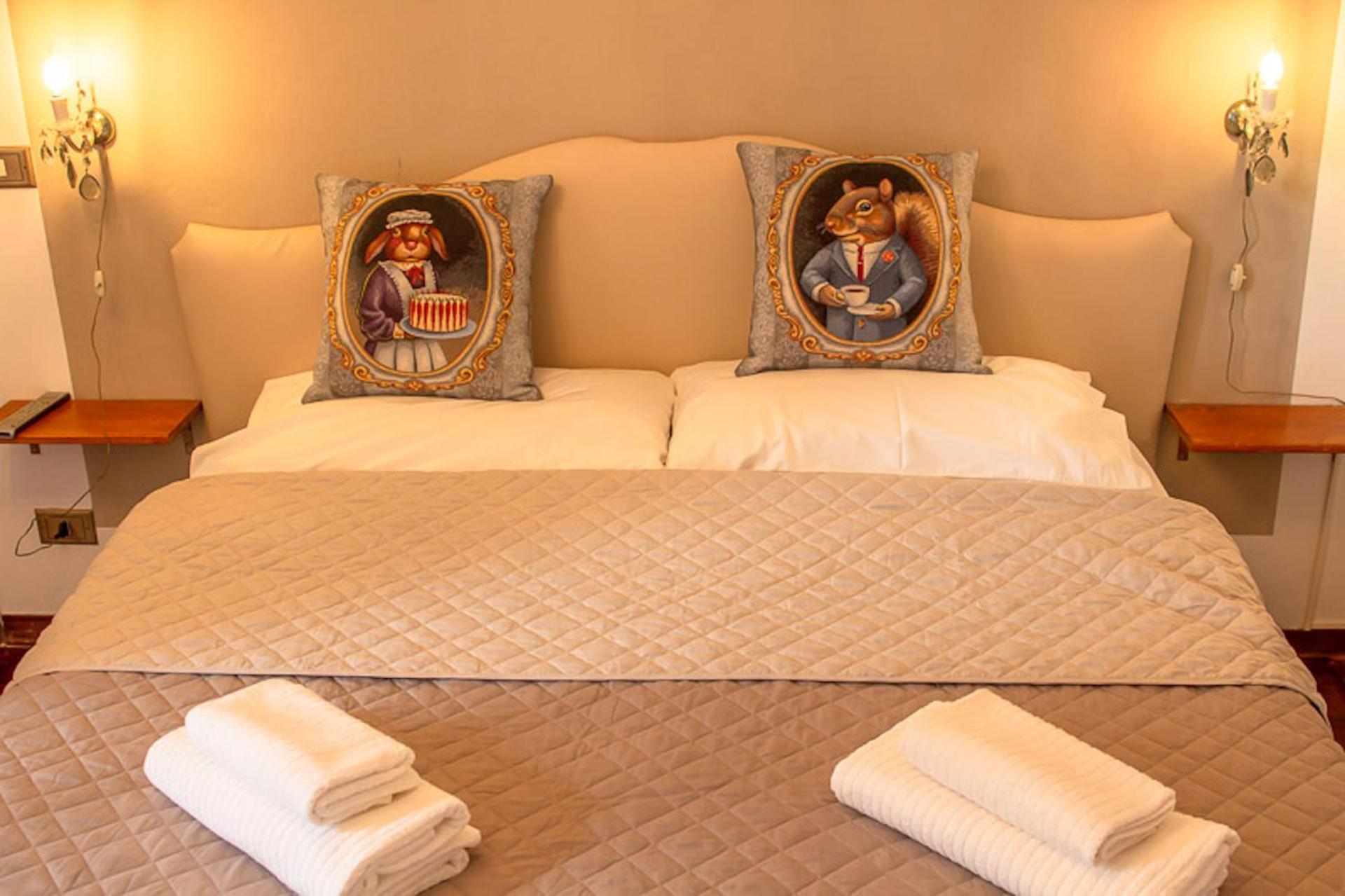 Double Room with Private Bathroom photo 1