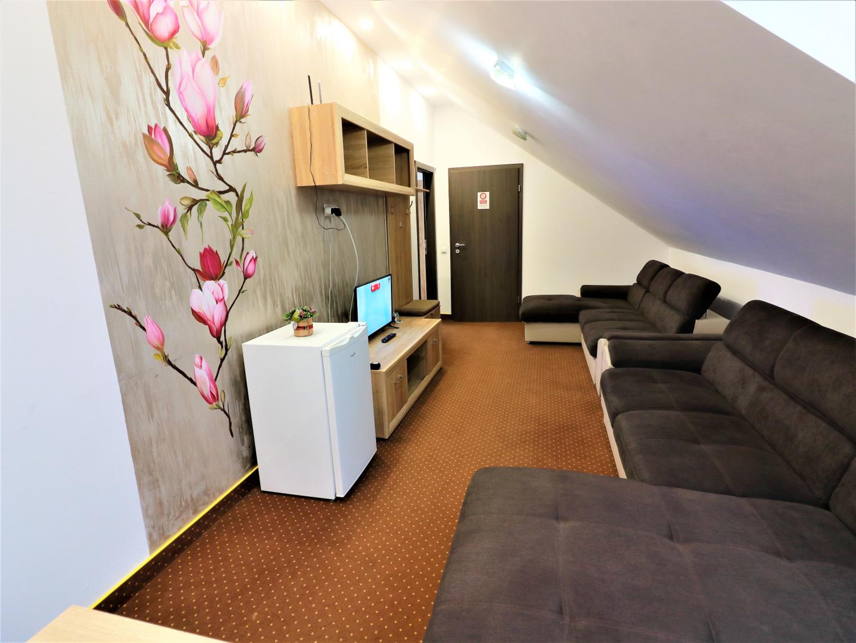 Loft - Photo 7