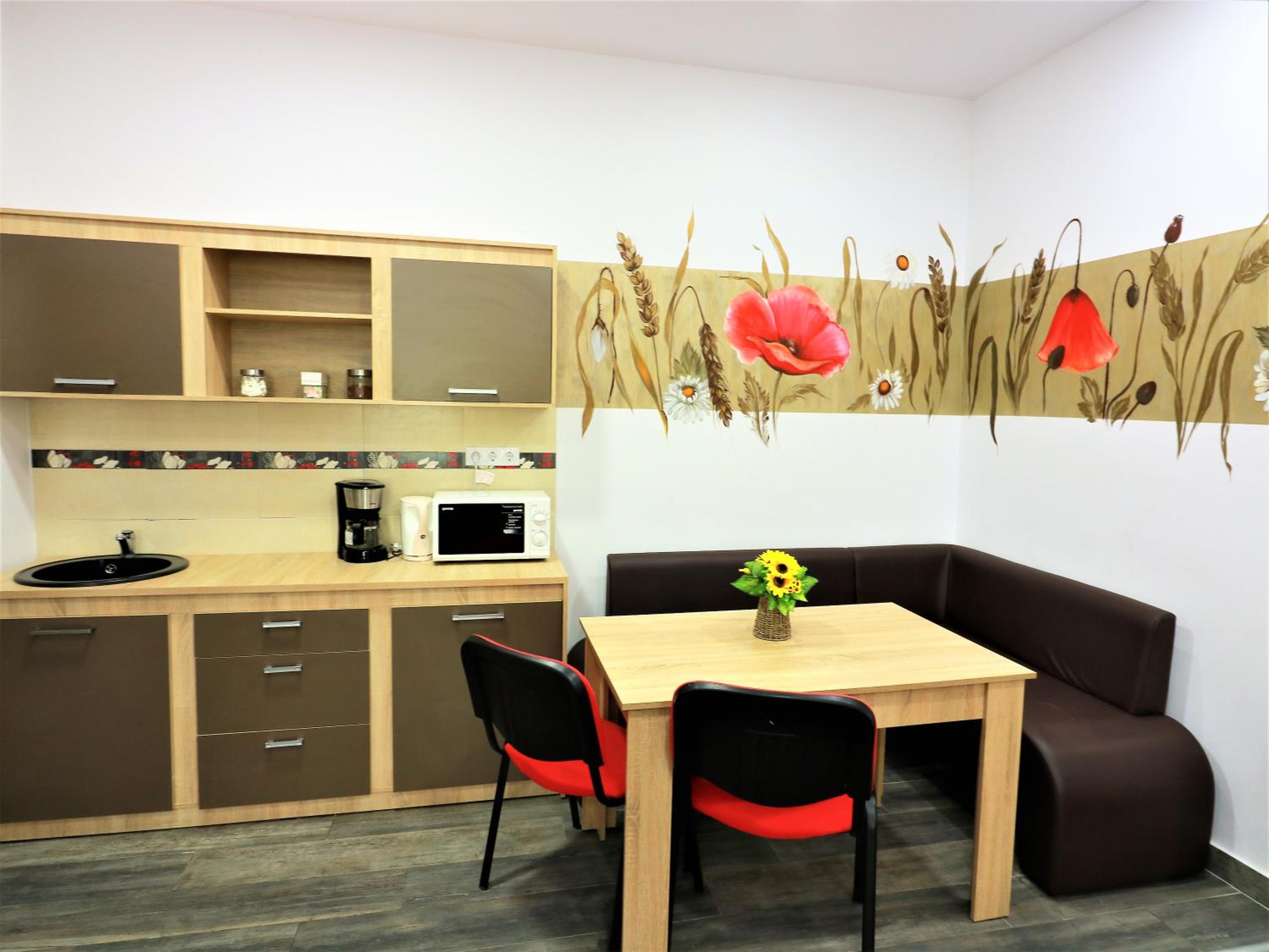 Apartment - Ground Floor - Photo 9