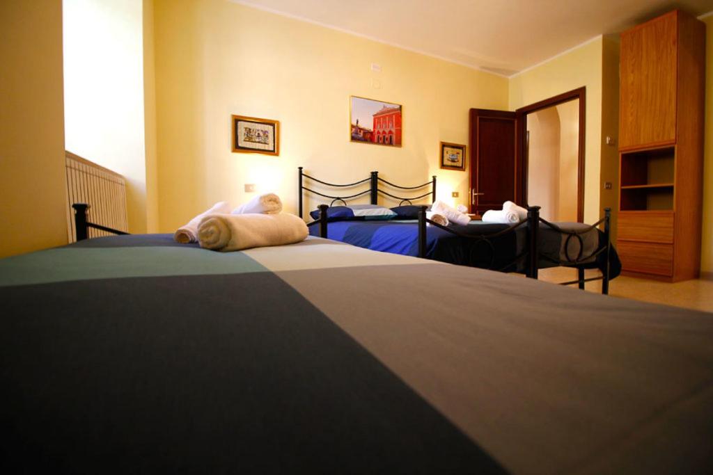 Triple Room with Private Bathroom photo 3