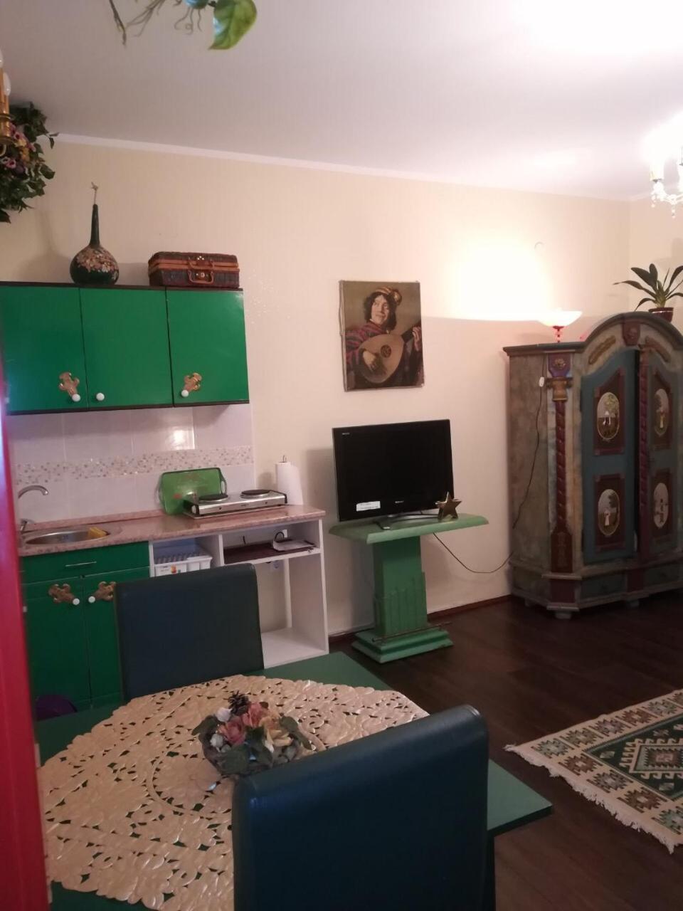 Studio Apartment photo 2