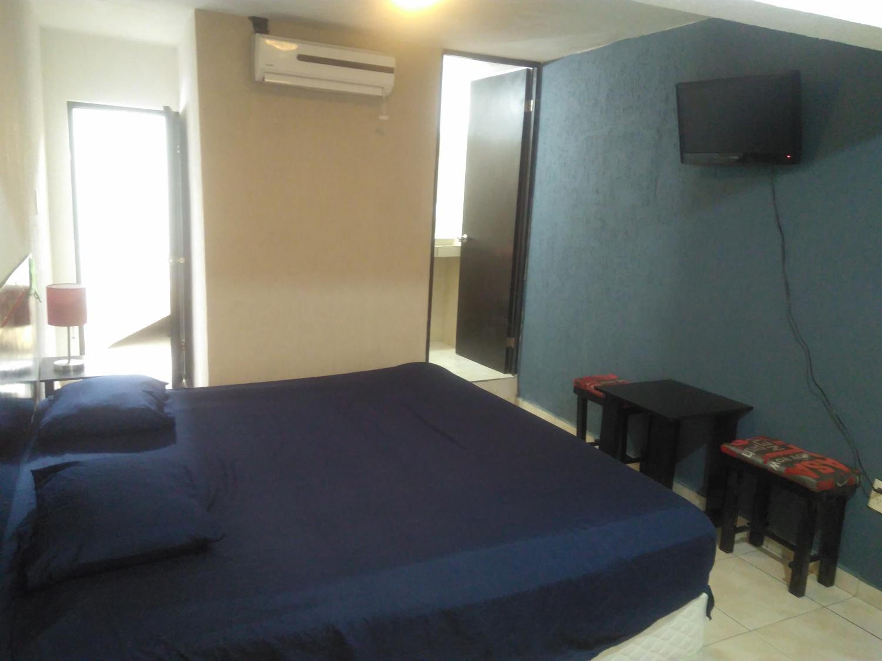Deluxe King Room photo 3